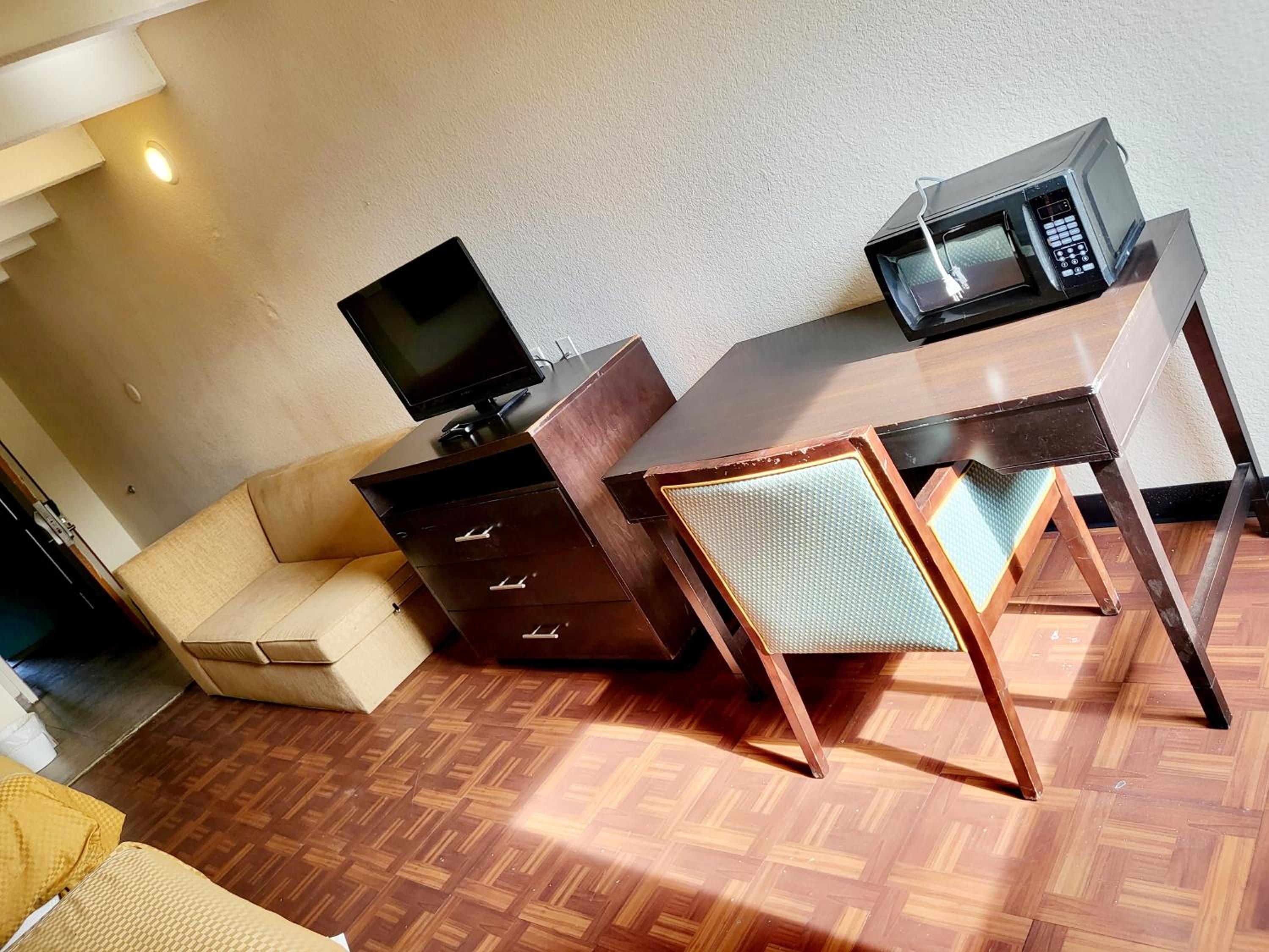 Deluxe Double or Twin Room - Photo 7