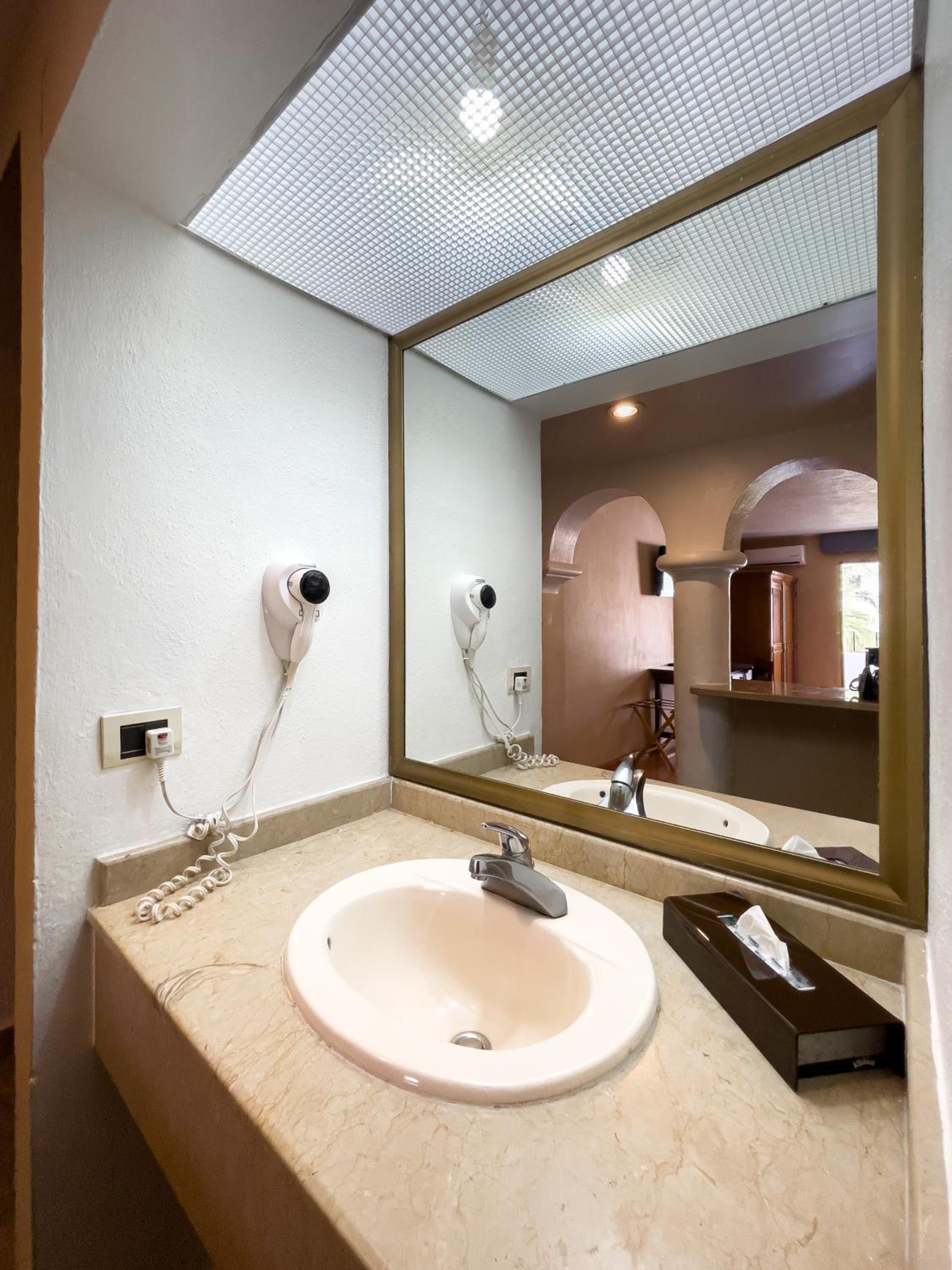 Twin Room With Terrace photo 2