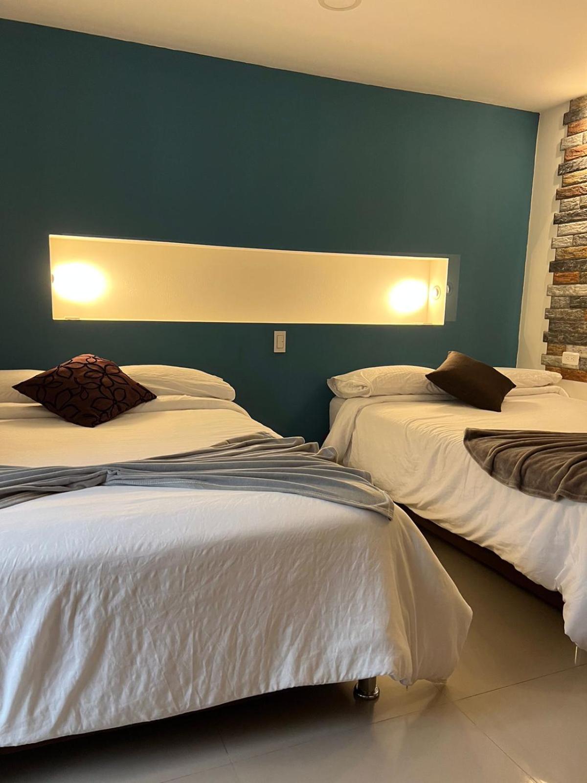 Large Double Room photo 1