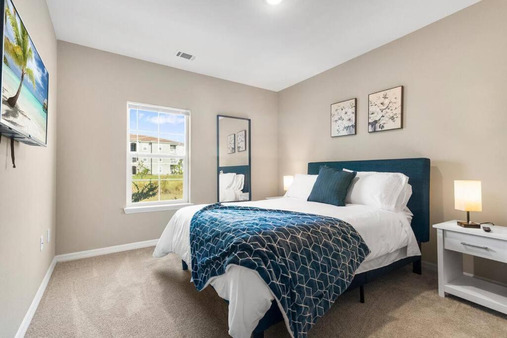 Deluxe Two-Bedroom Apartment with Garden View photo 1