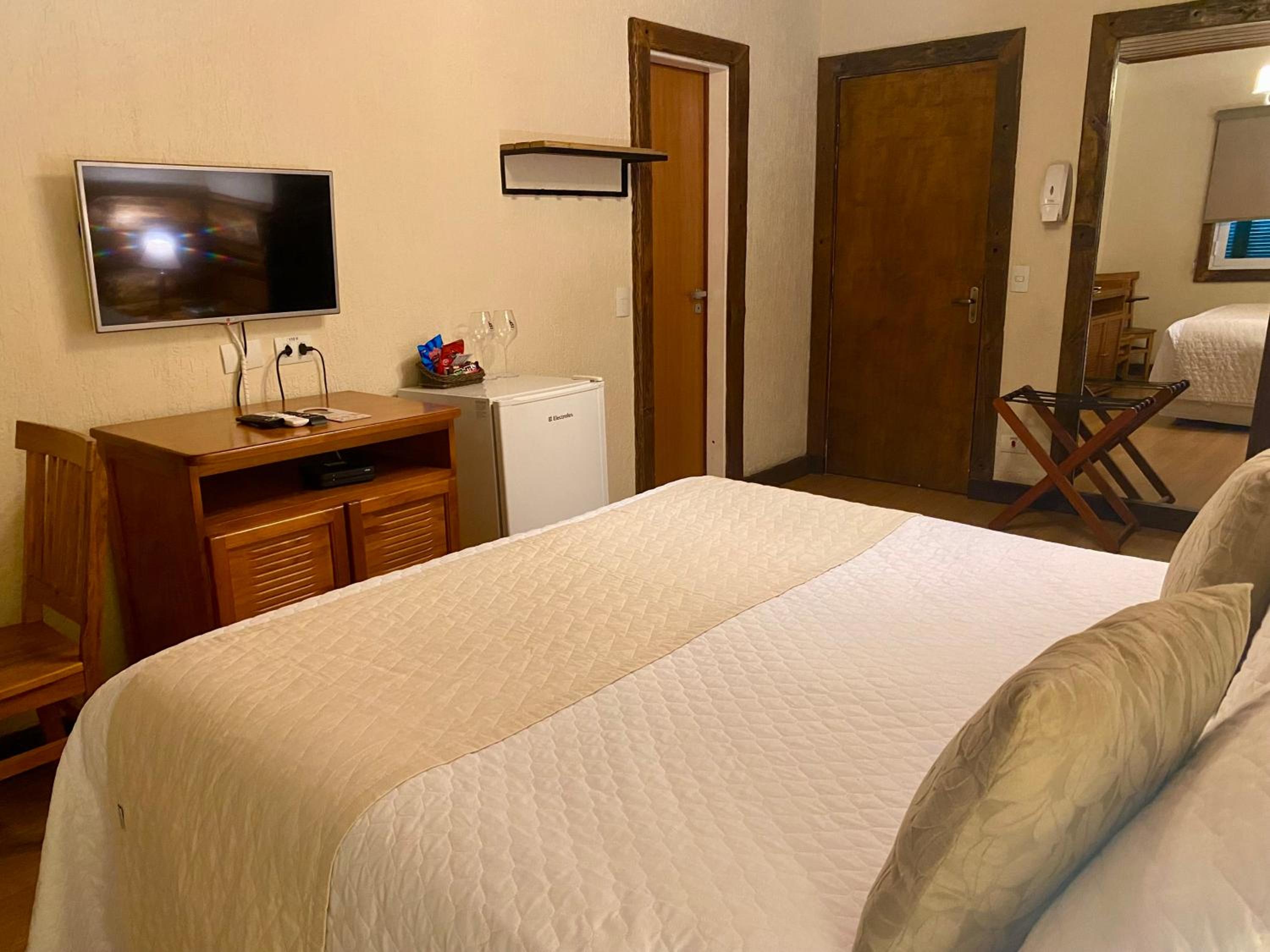 Superior Suite (2 Adults)