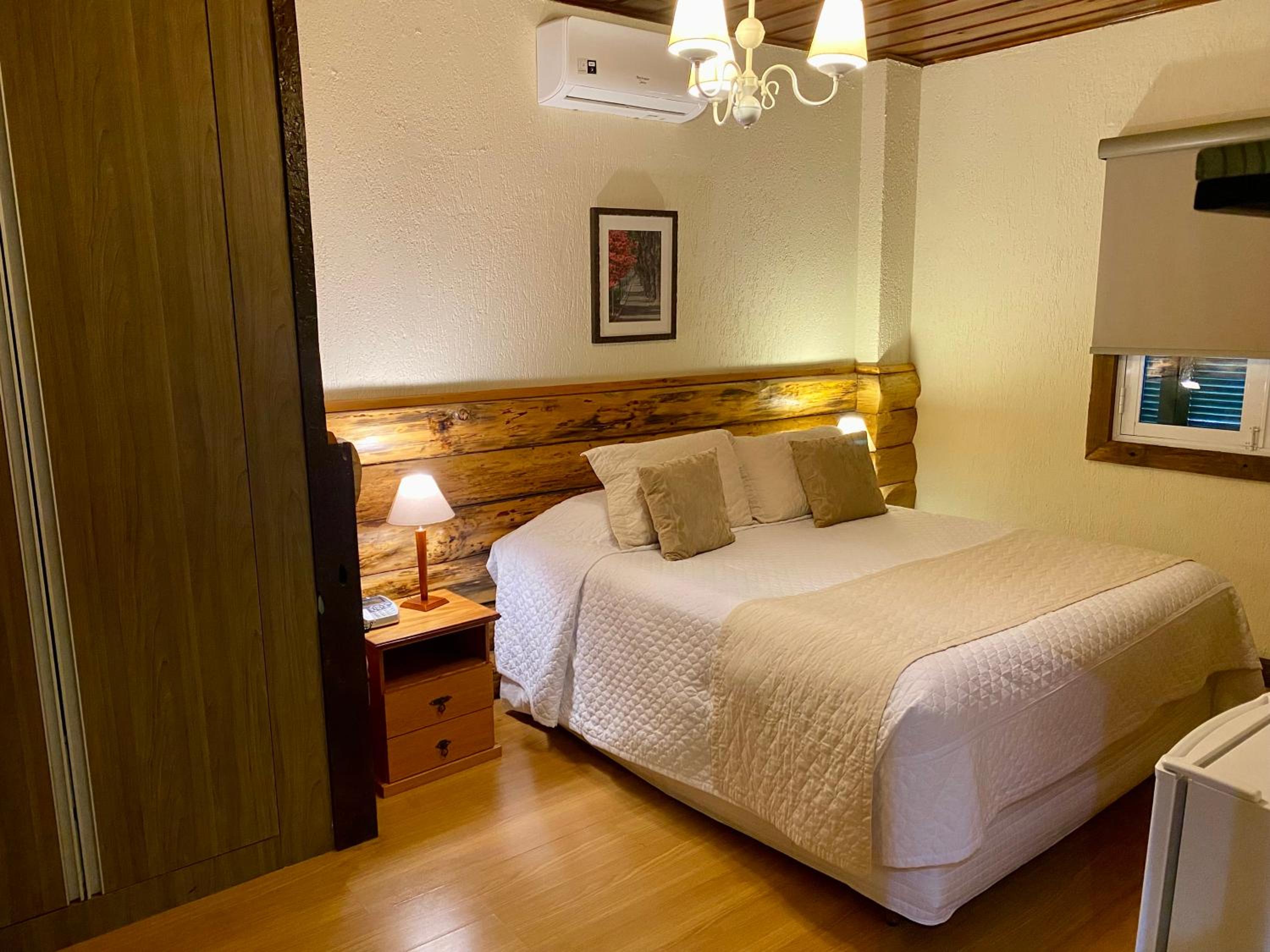 Superior Suite (2 Adults)