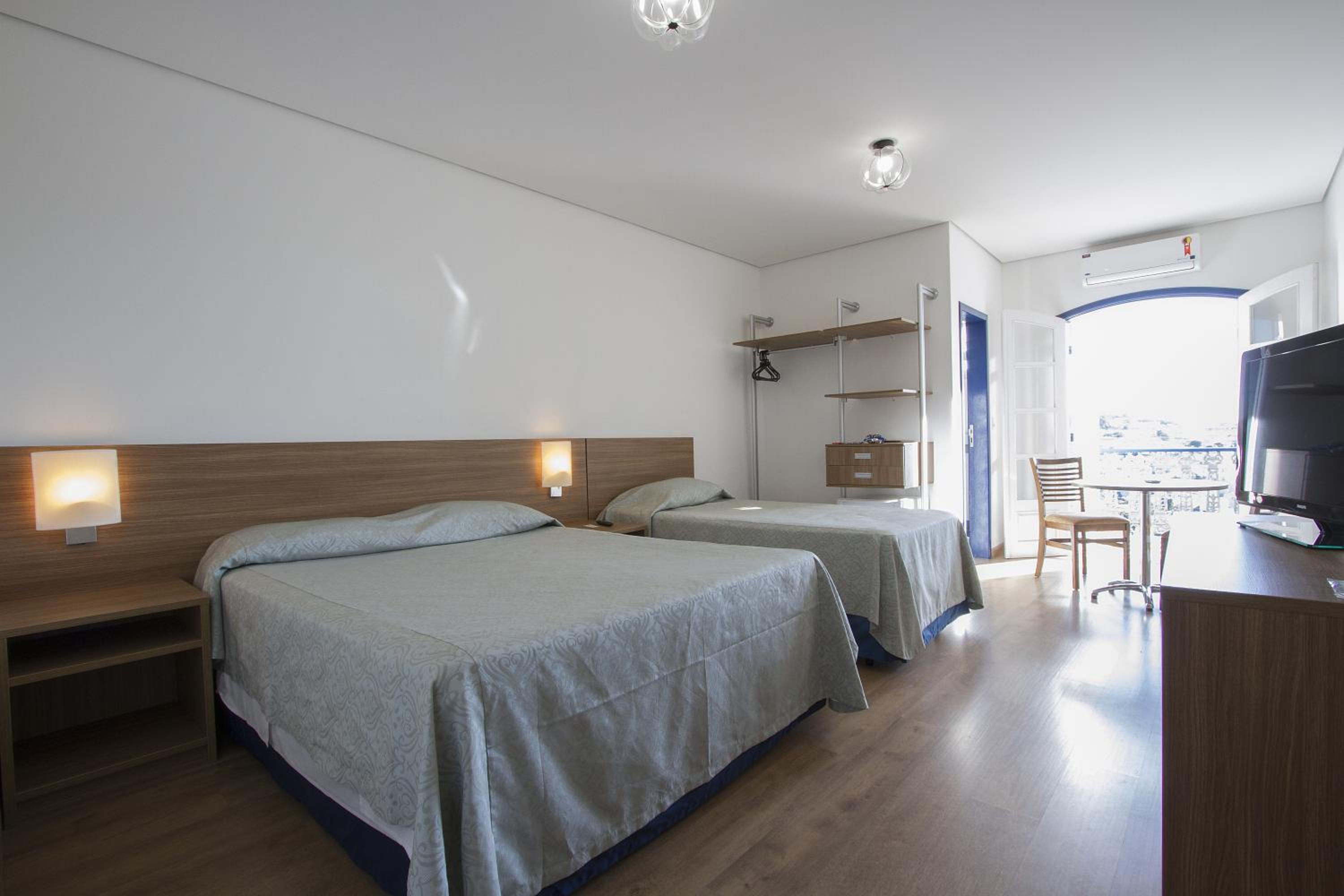 Deluxe Triple Room - Photo 3