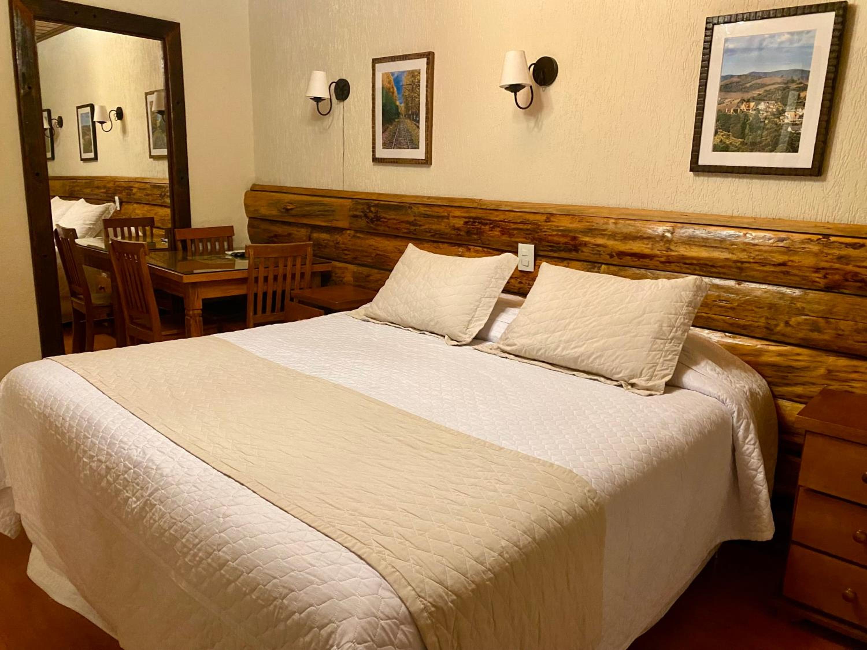 Superior Suite (4 Adults) thumbnail 6