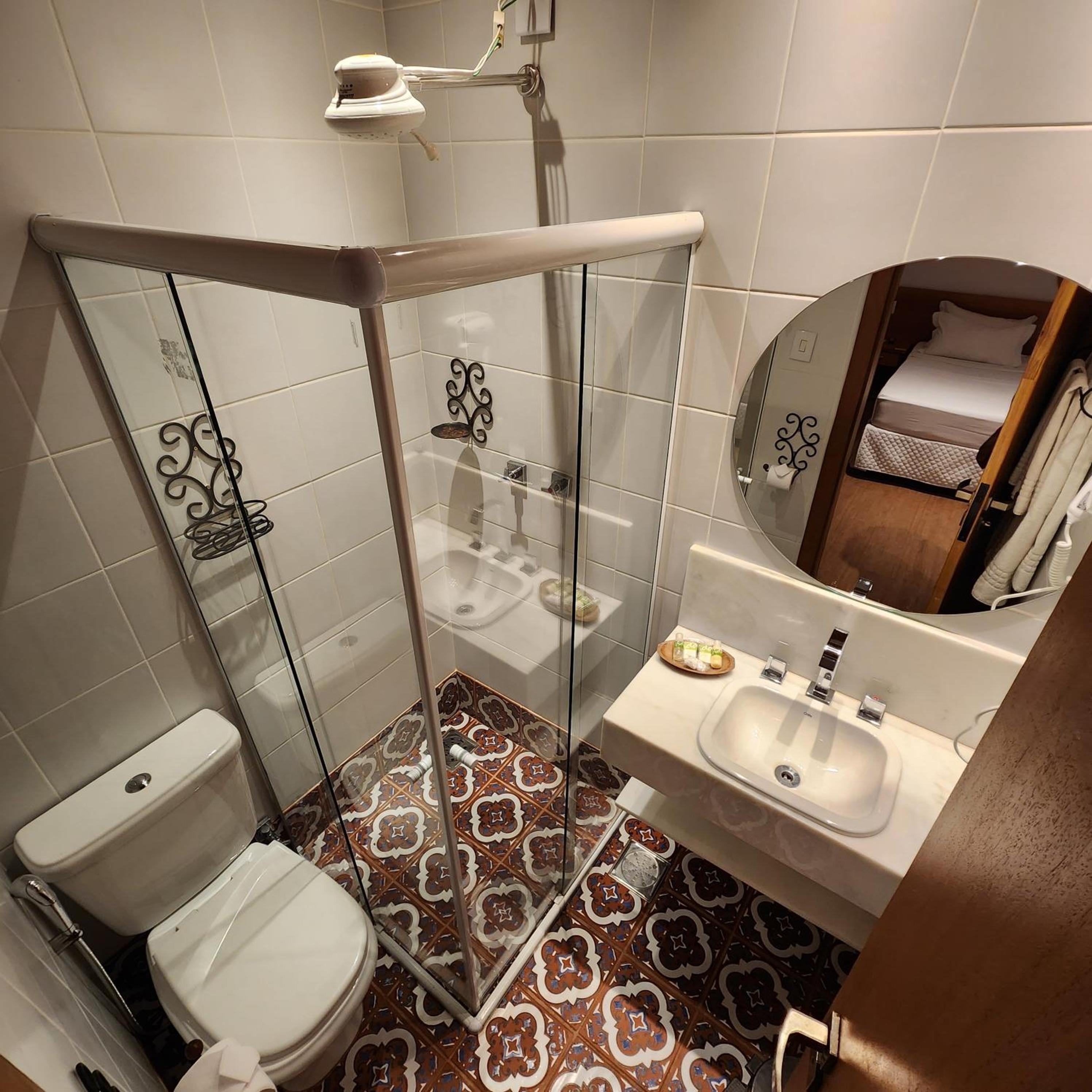 Double Or Twin Room - Photo 4