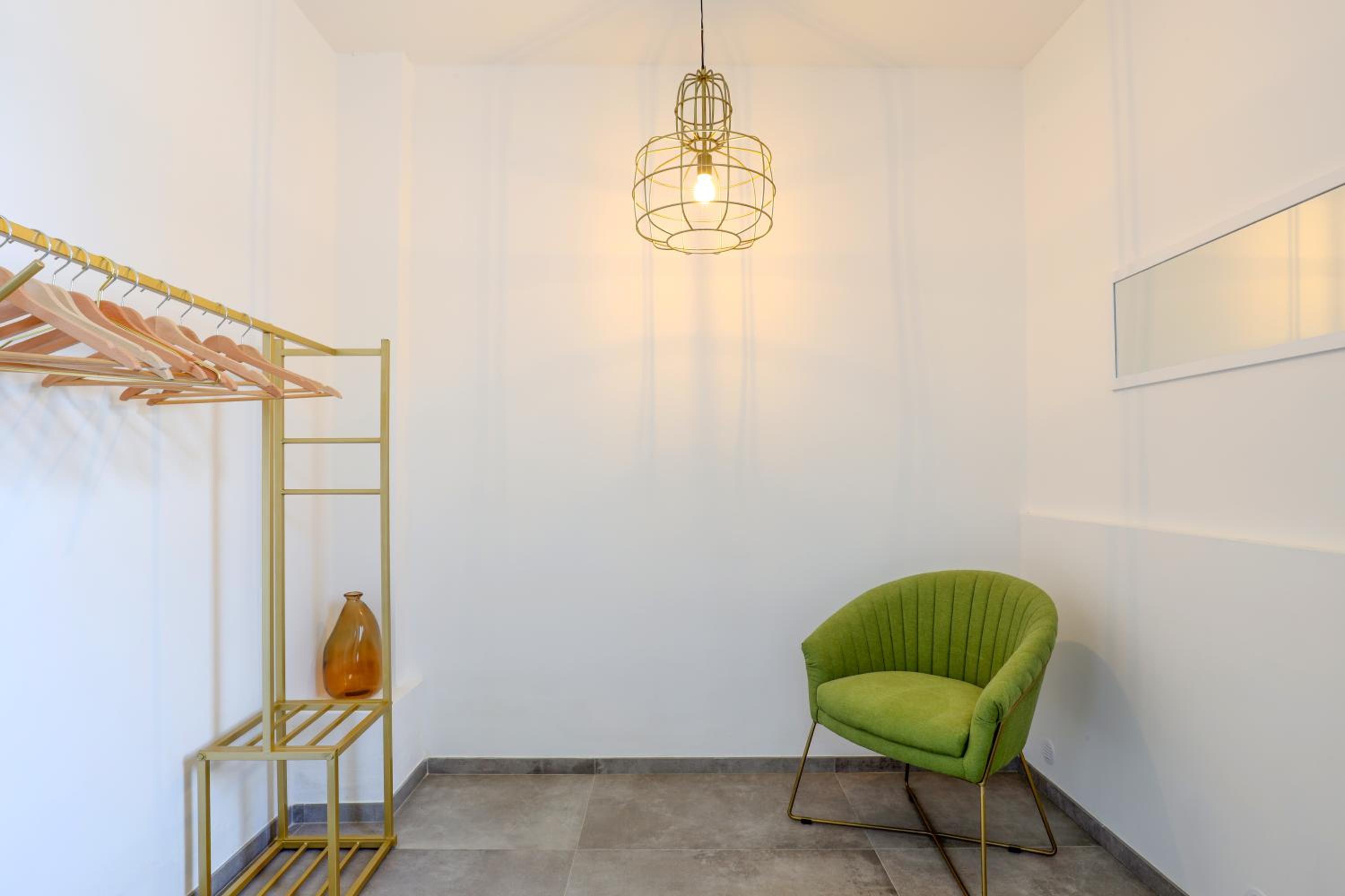 Deluxe Double Room with Balcony photo 2