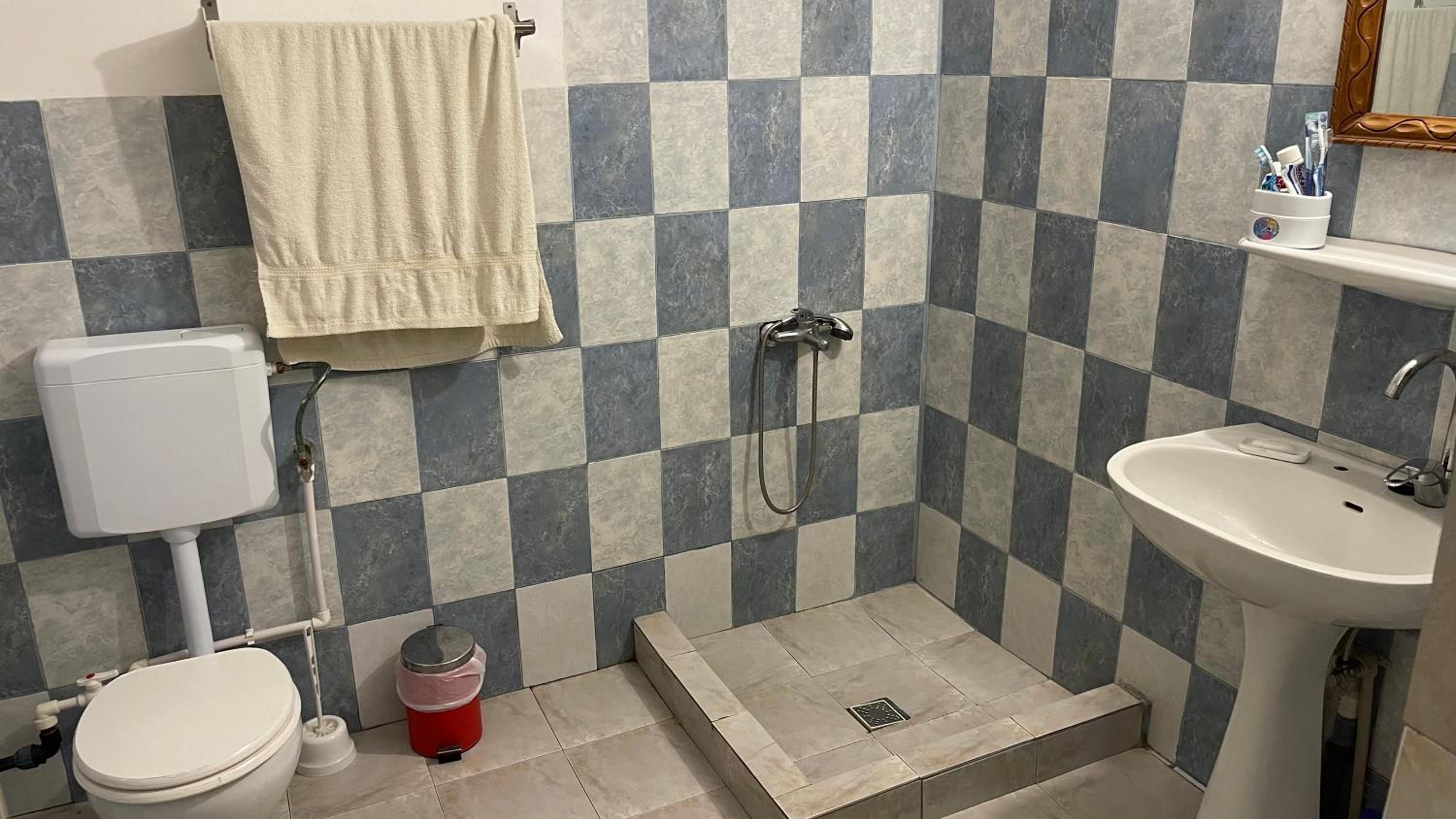 One-Bedroom House photo 2