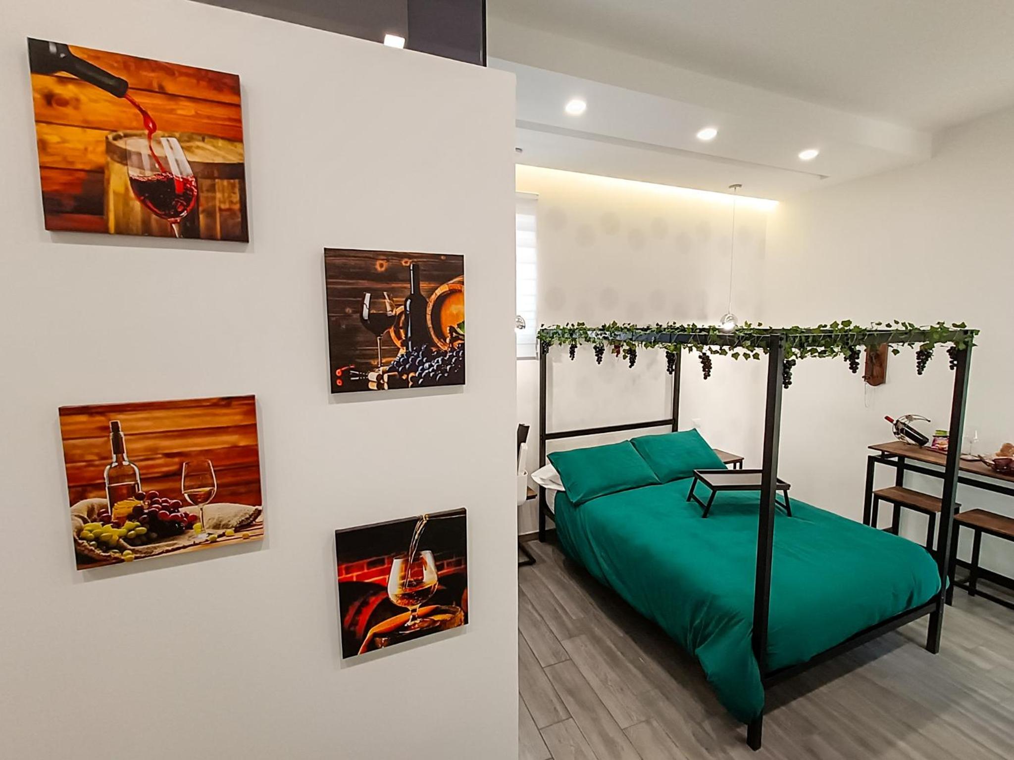 Large Double Room photo 3