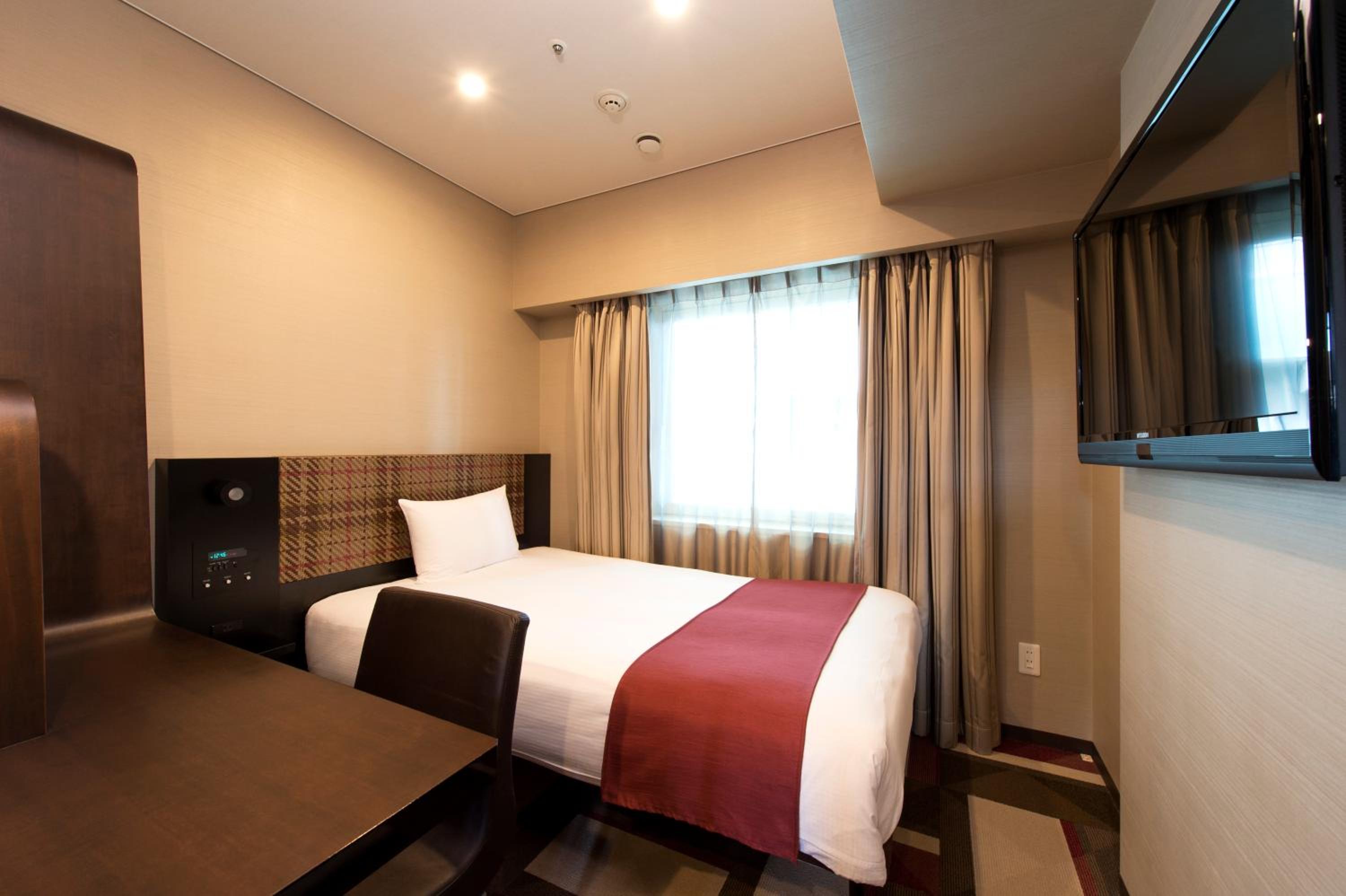 Short Stay (Check-in 17:00~/ Check-out ~11:00) - Room Selected at Check-In - Non-Smoking (No choice of bed preference) photo 1