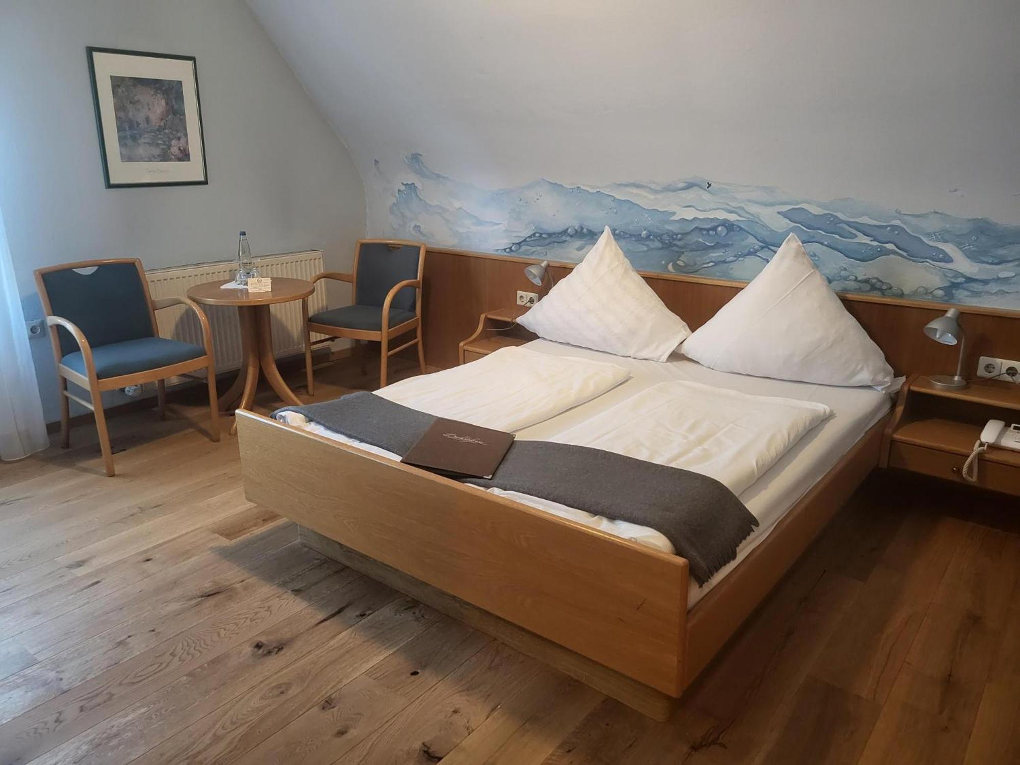 Standard Double Room - Photo 2