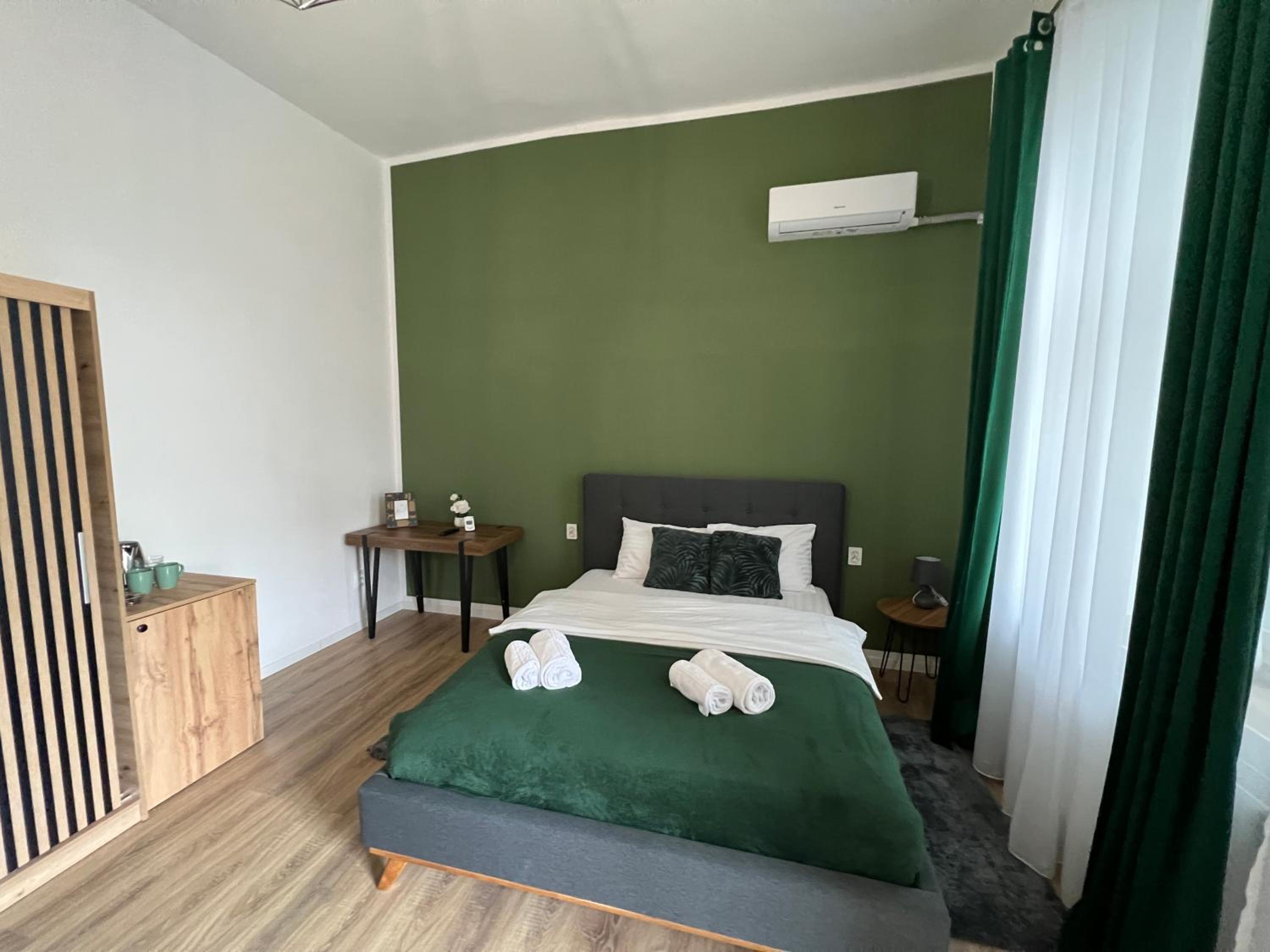 Deluxe Double Room - Photo 5