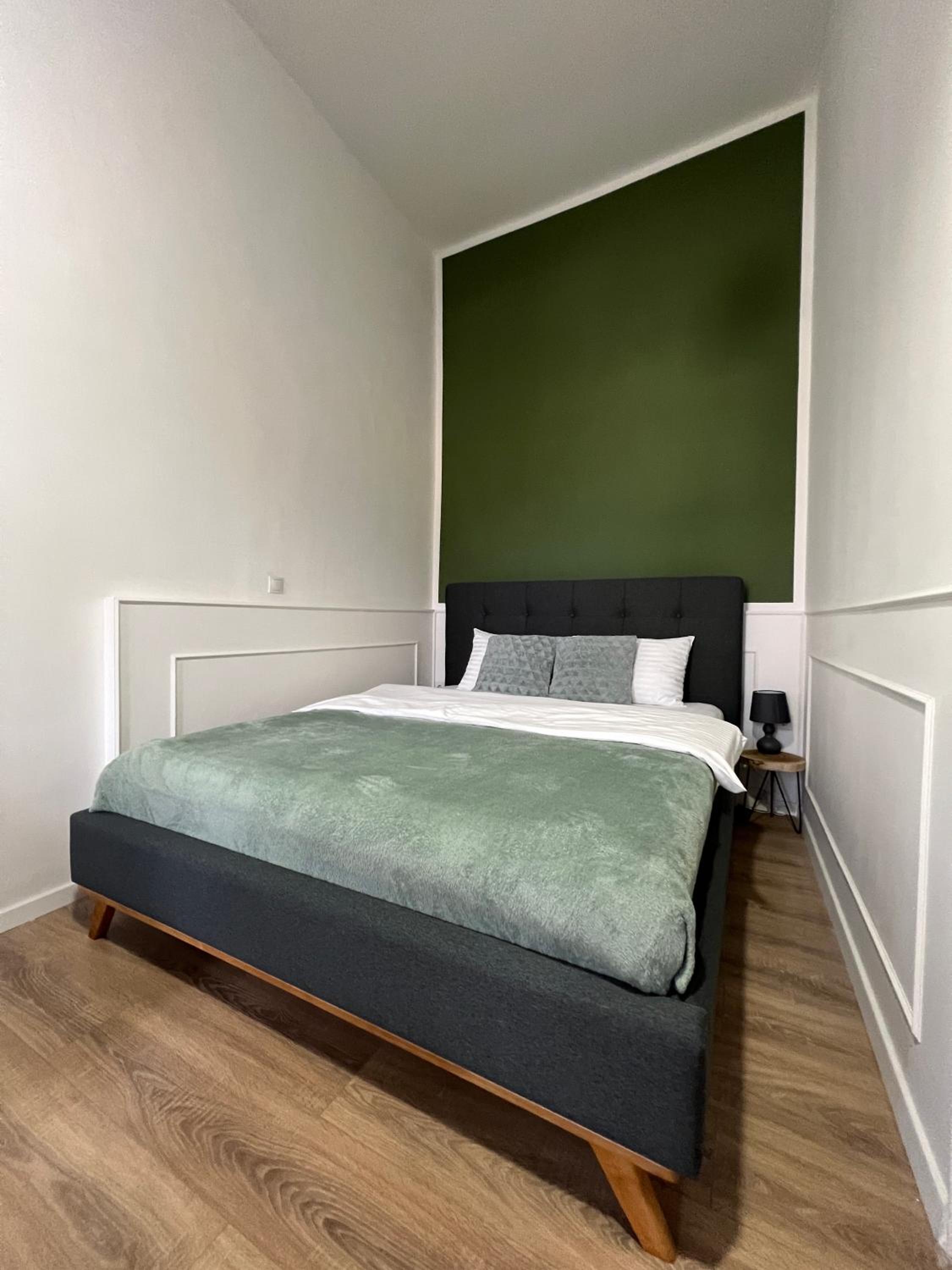 Deluxe Double Room - Photo 8