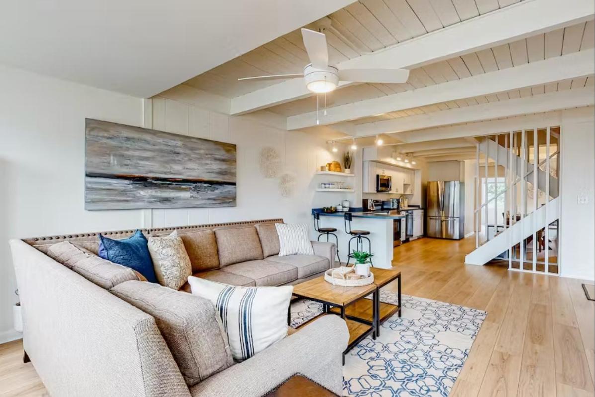 Five-Bedroom House photo 1