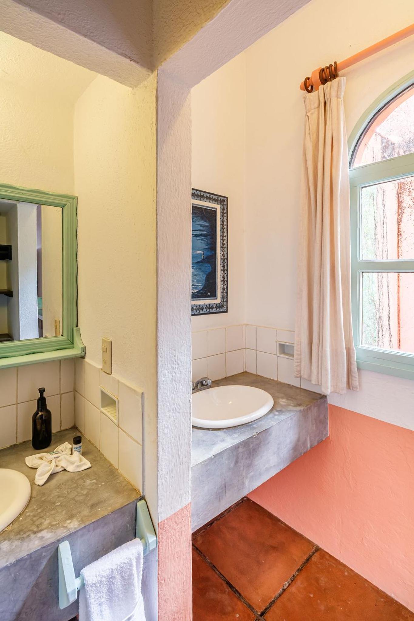 Standard Double Room with Two Double Beds - Photo 2