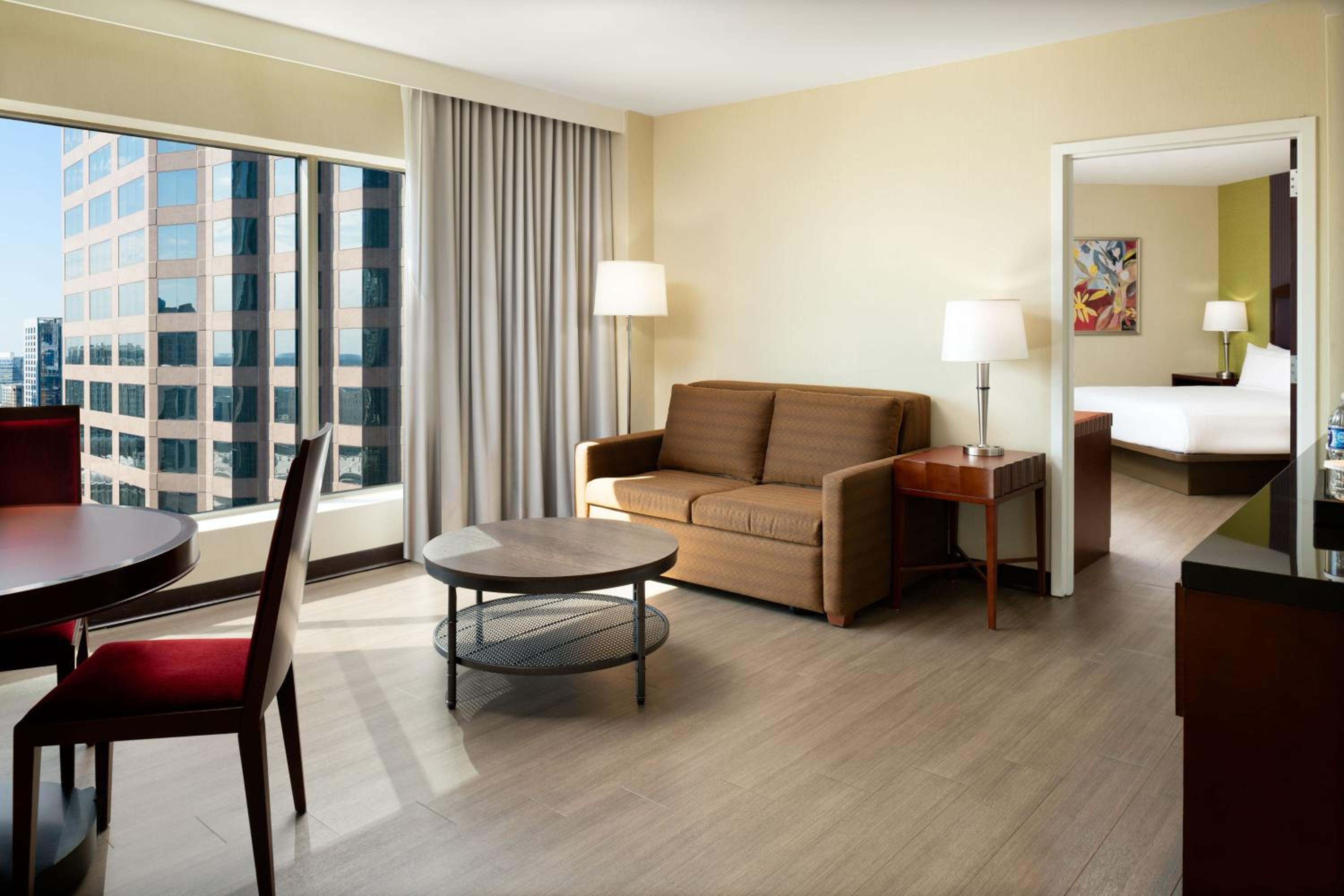 Junior King Suite with Seating Area - Photo 5