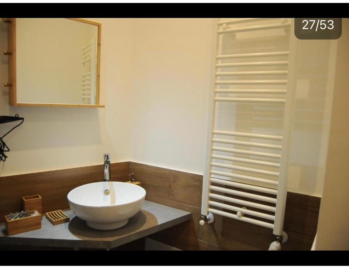 Two-Bedroom House photo 3
