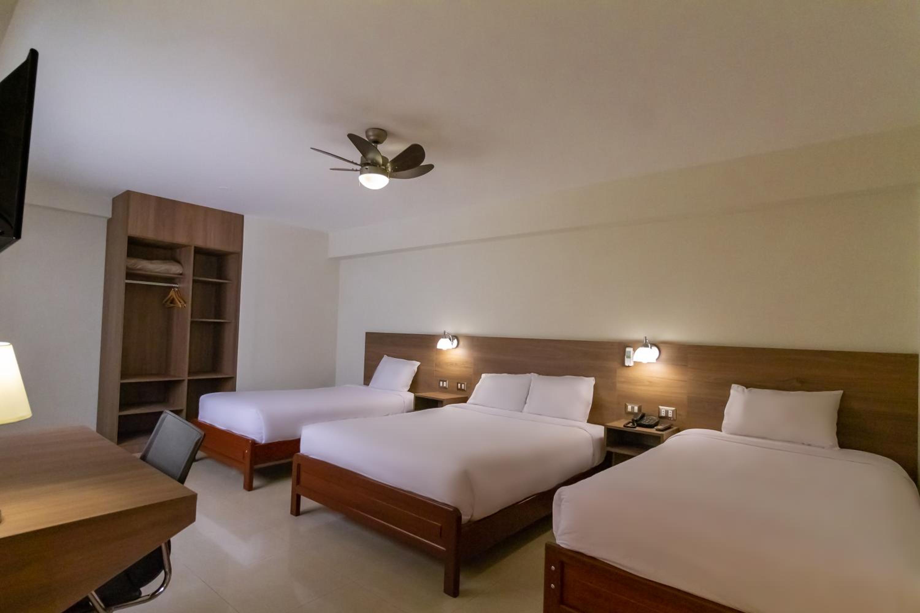 Triple Room photo 2