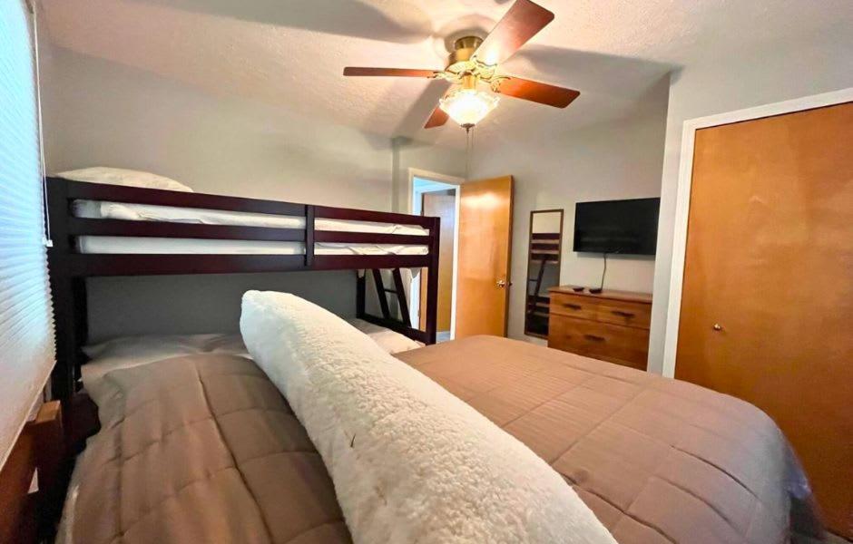 Family Room photo 1