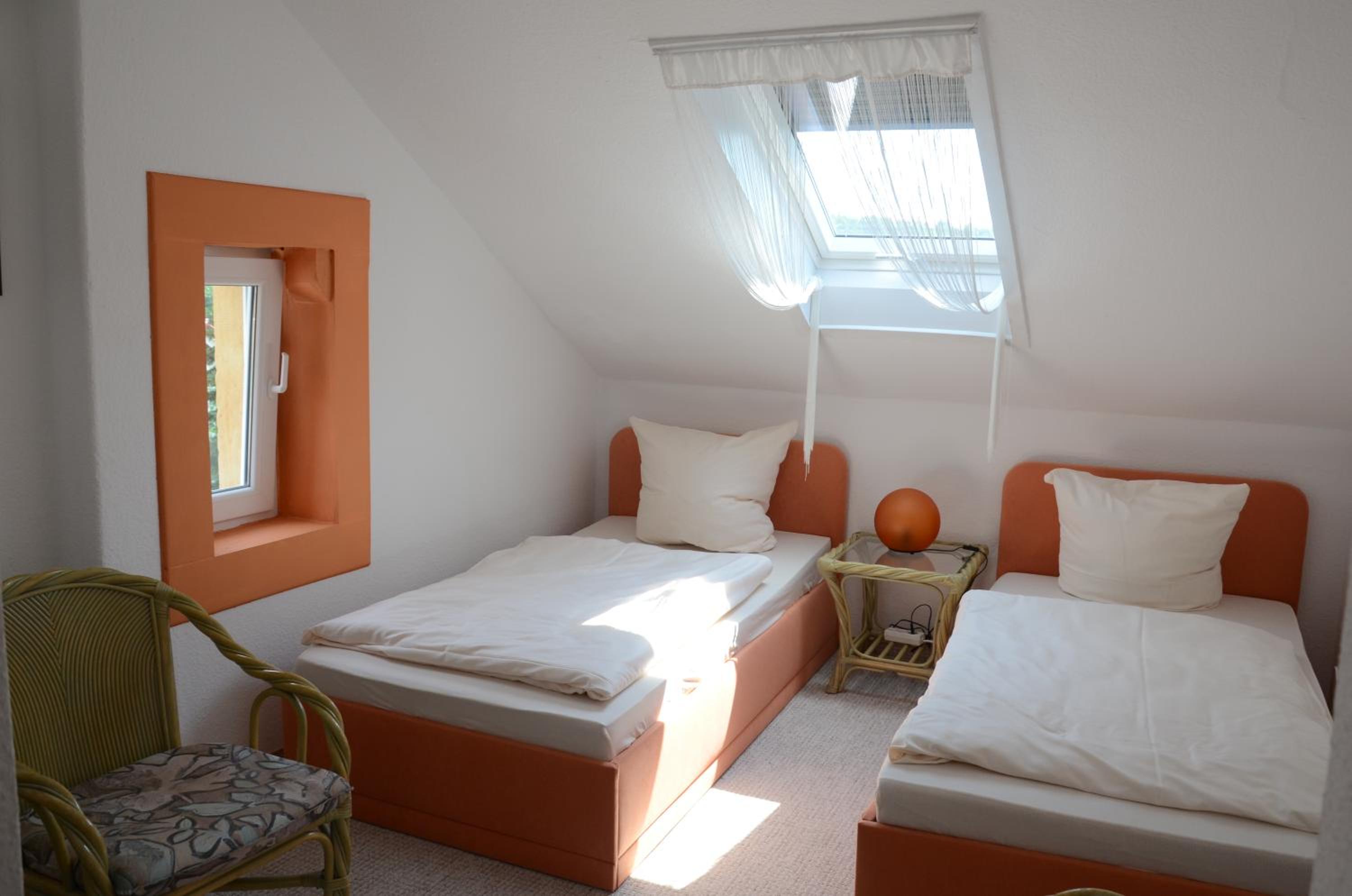 Double or Twin Room - Photo 3