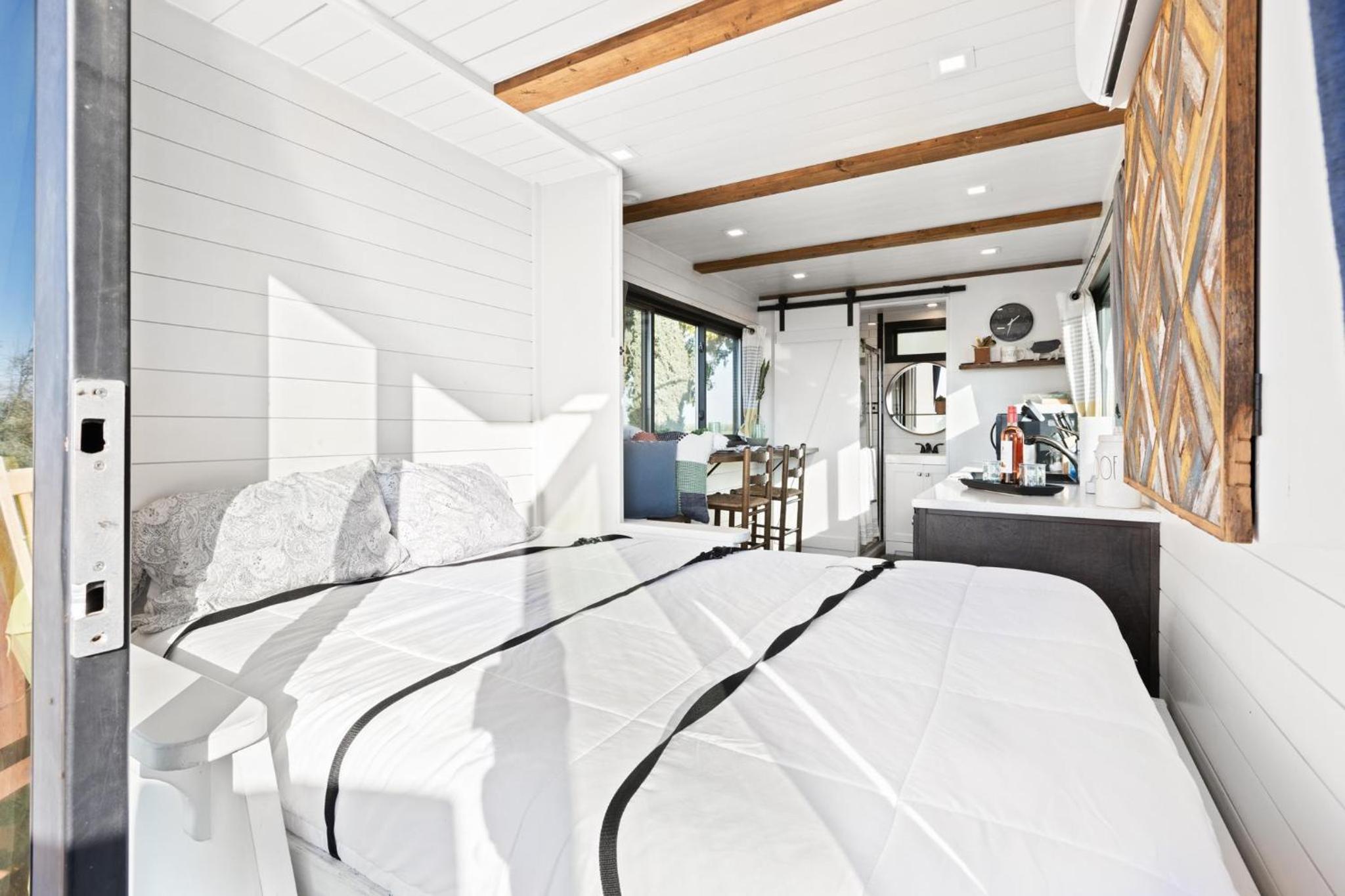Two-Bedroom Holiday Home photo 2