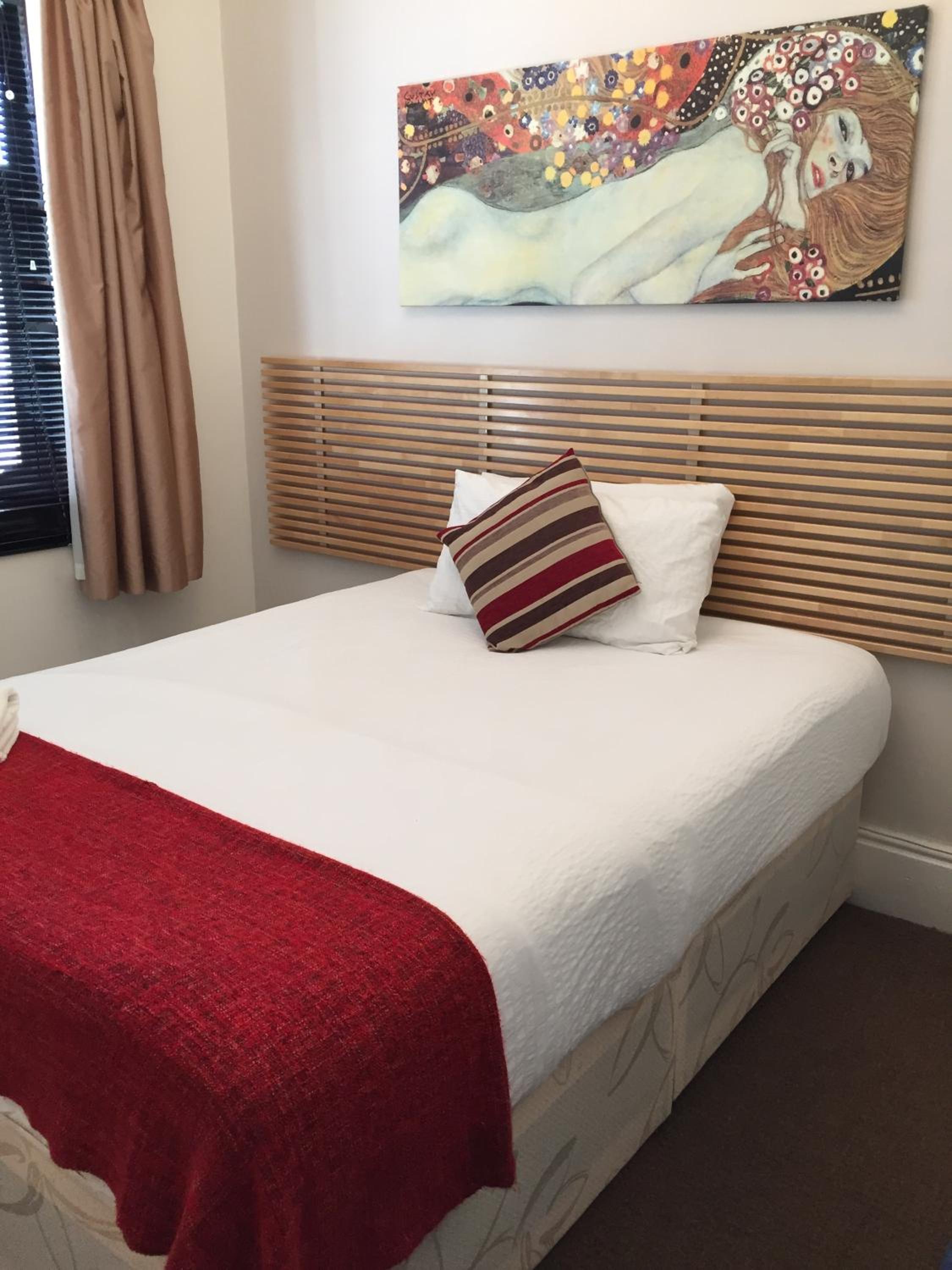 Single Room photo 3