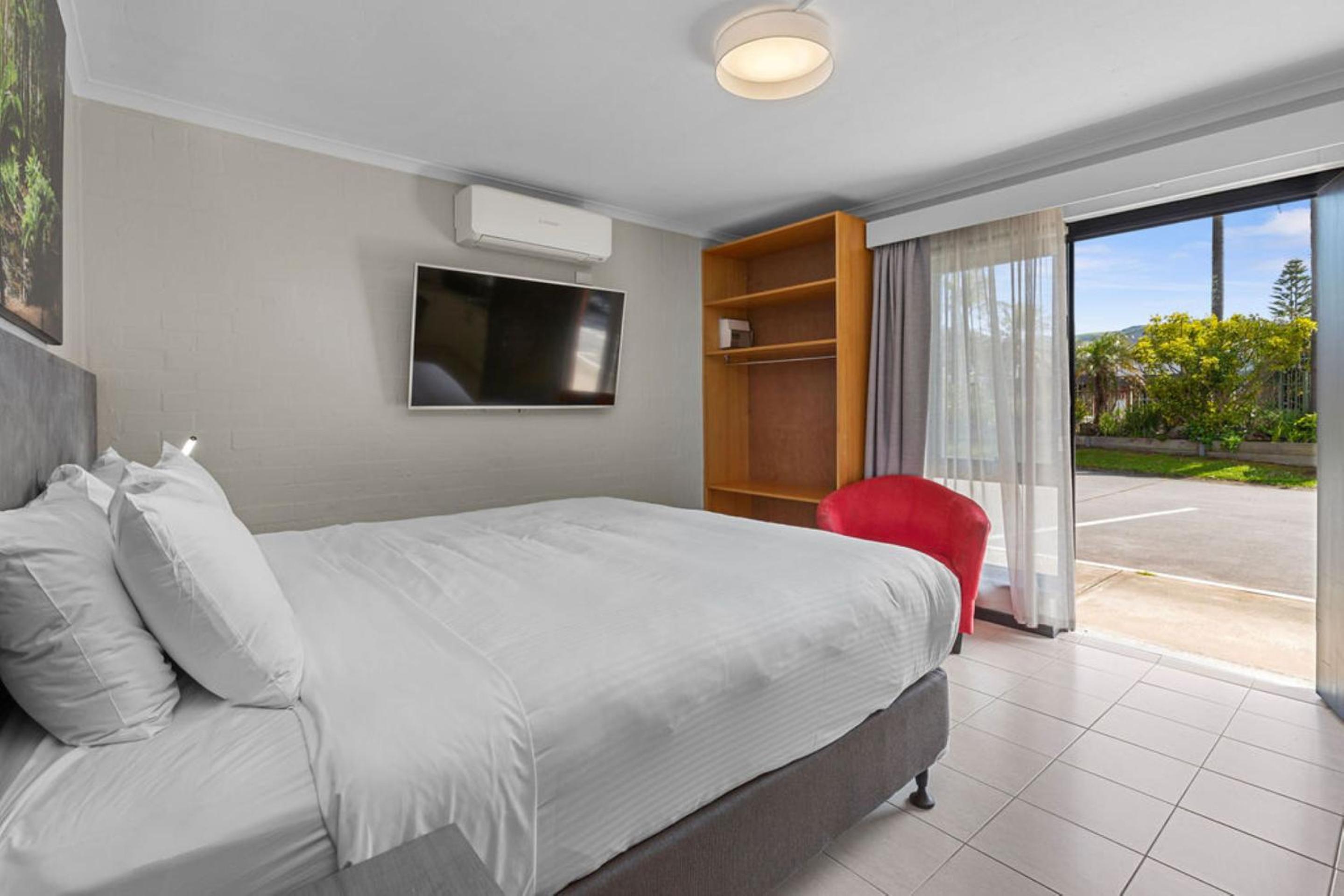 Accessible Apartment - Photo 9