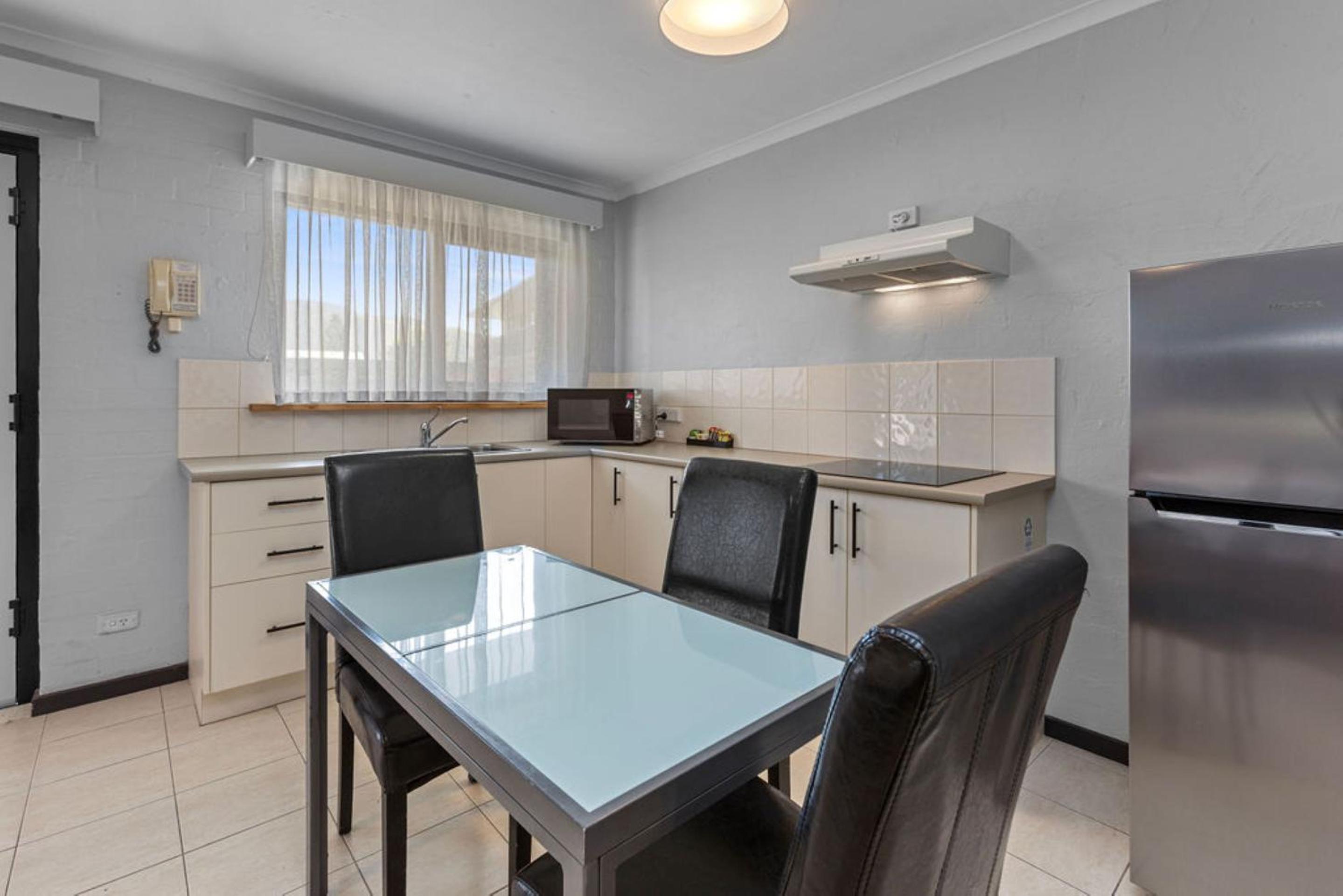 Accessible Apartment - Photo 5
