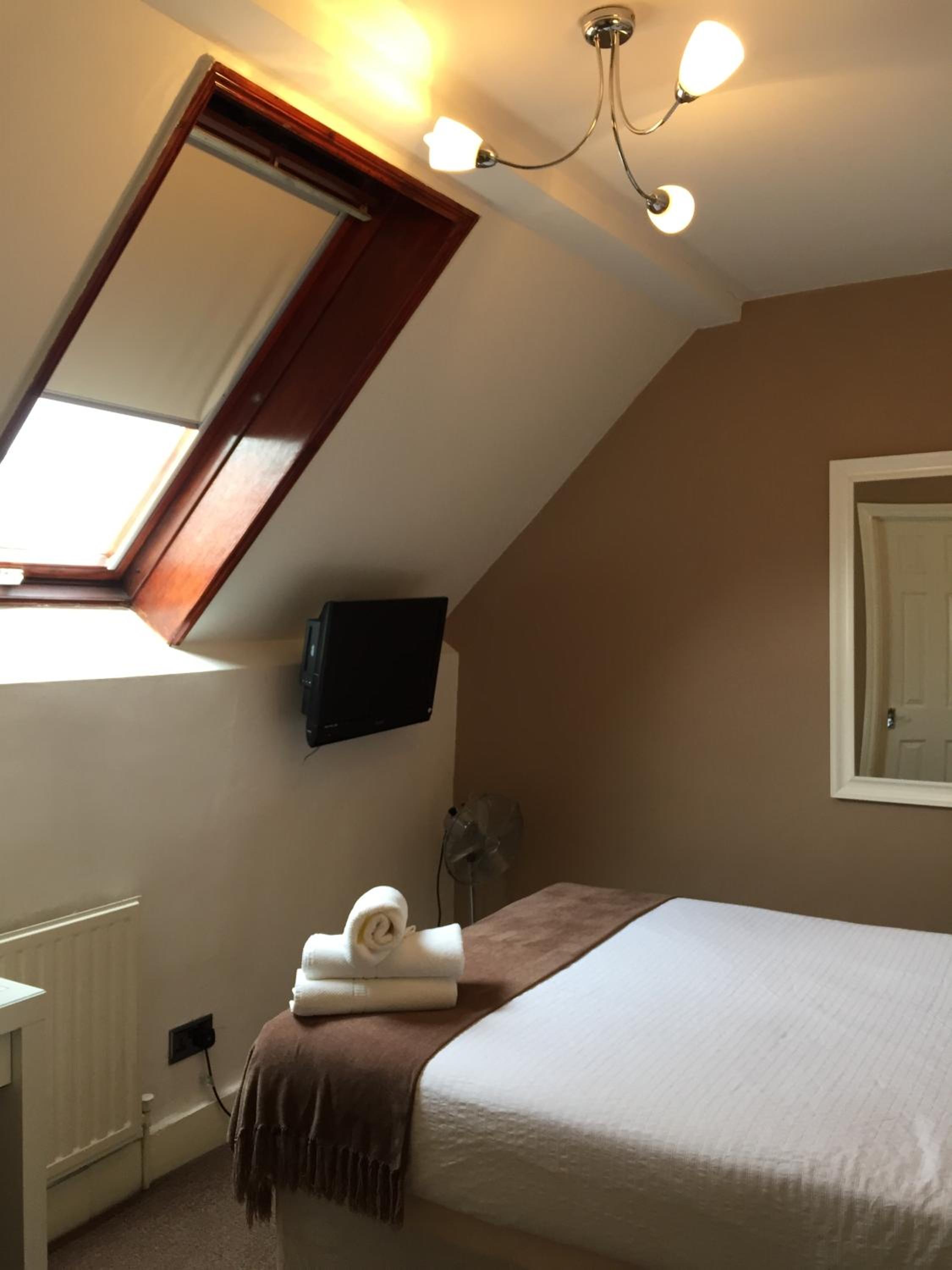 Small Double Room photo 2