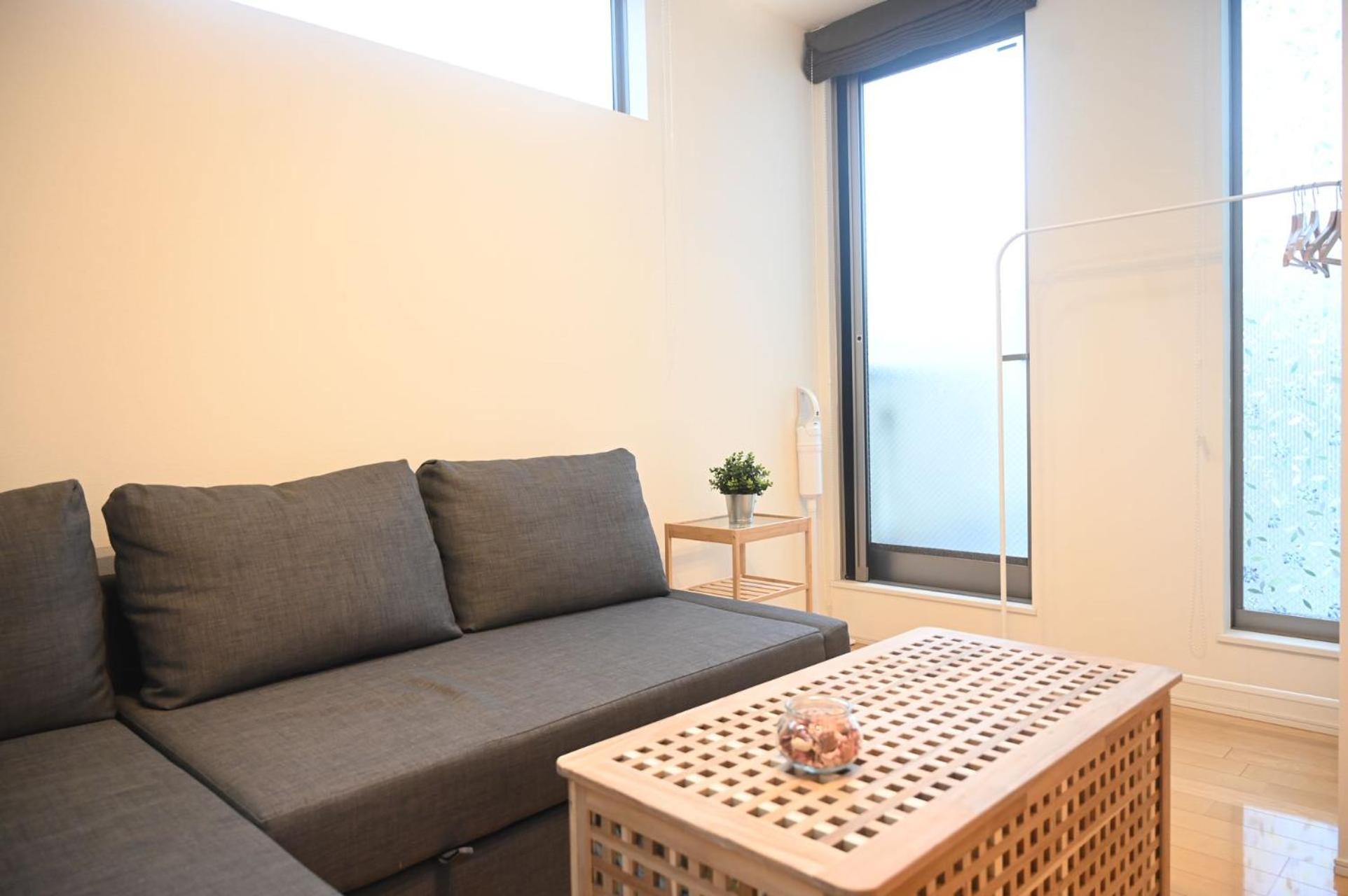 Apartment photo 2