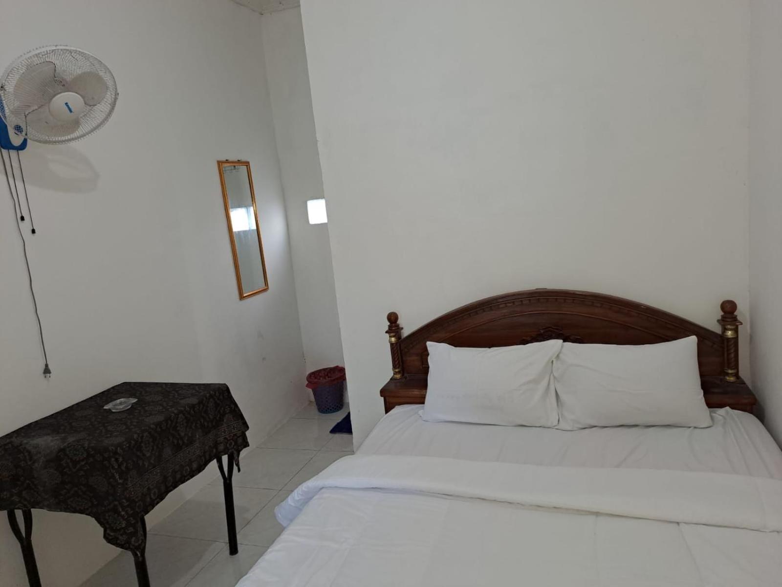 Budget Double Room photo 1