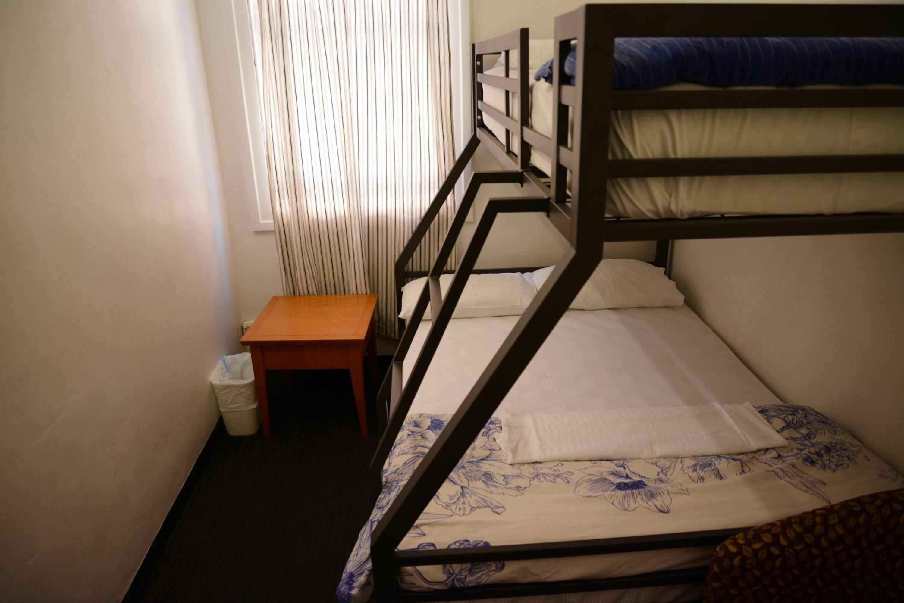 Triple Room with Shared Bathroom photo 2