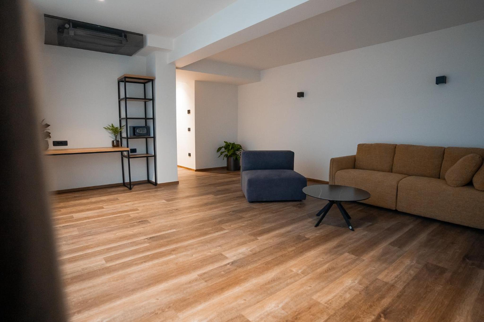 Superior Suite - Photo 4