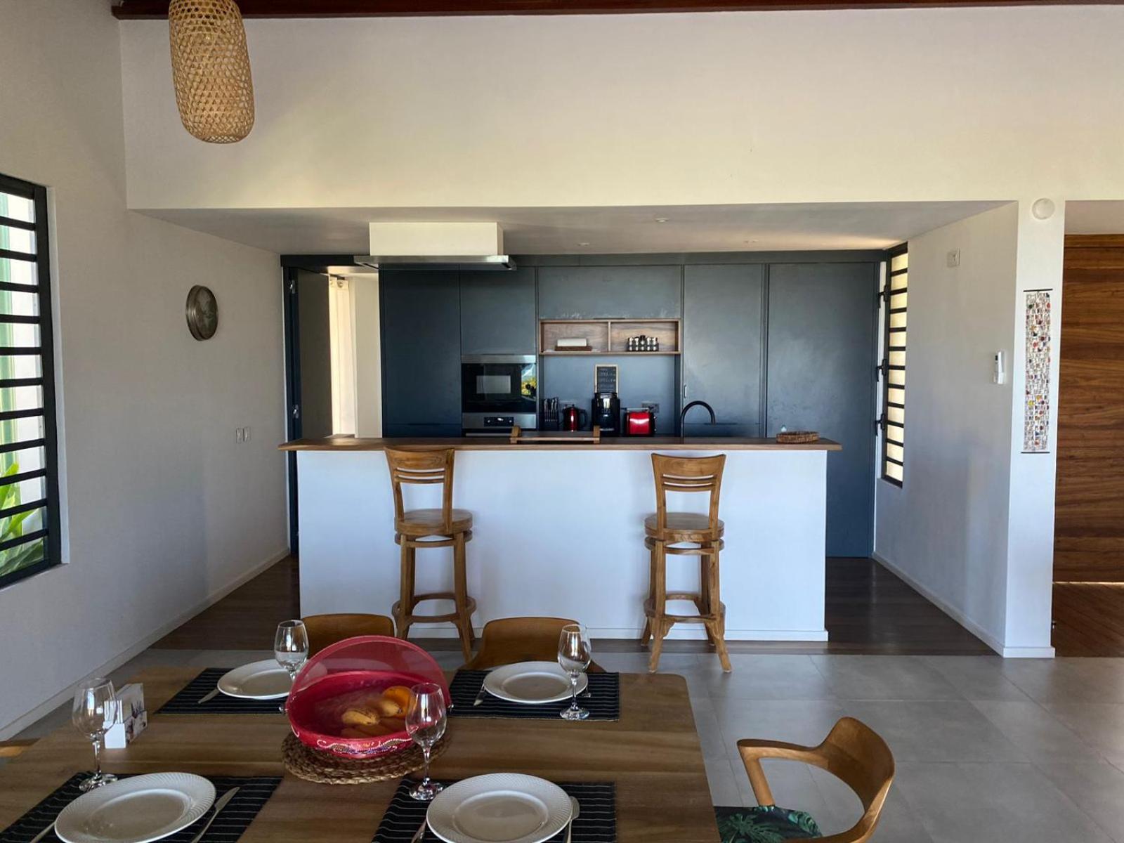 Three-Bedroom Villa photo 3