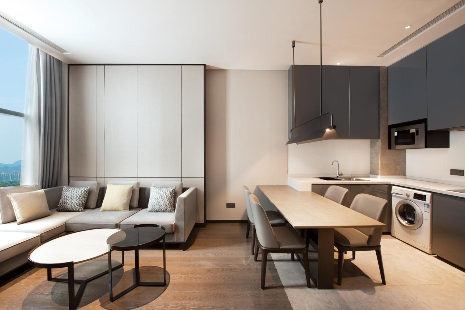 Premium King Room with Living Area