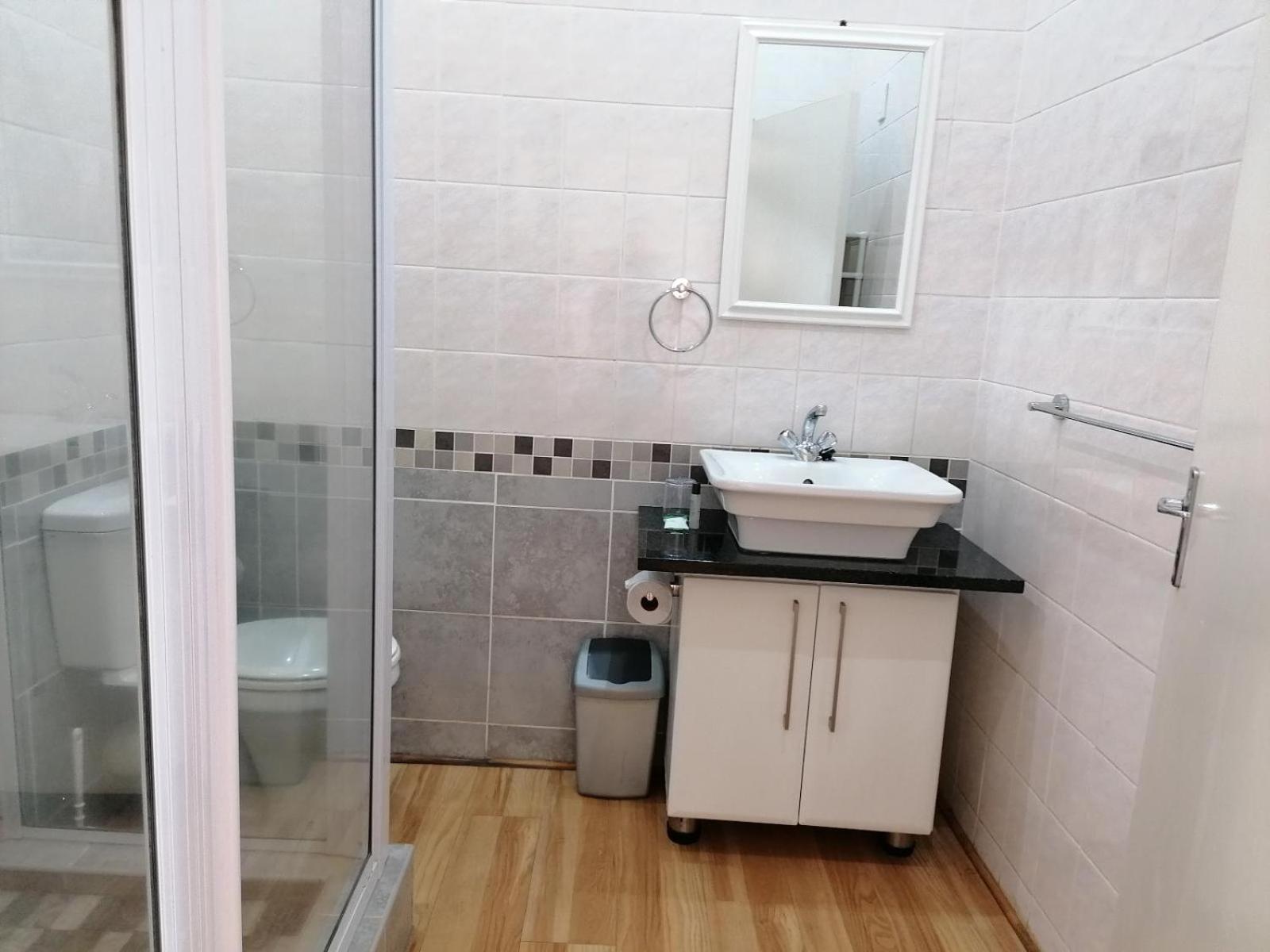 Two-Bedroom Apartment with Sea View photo 2