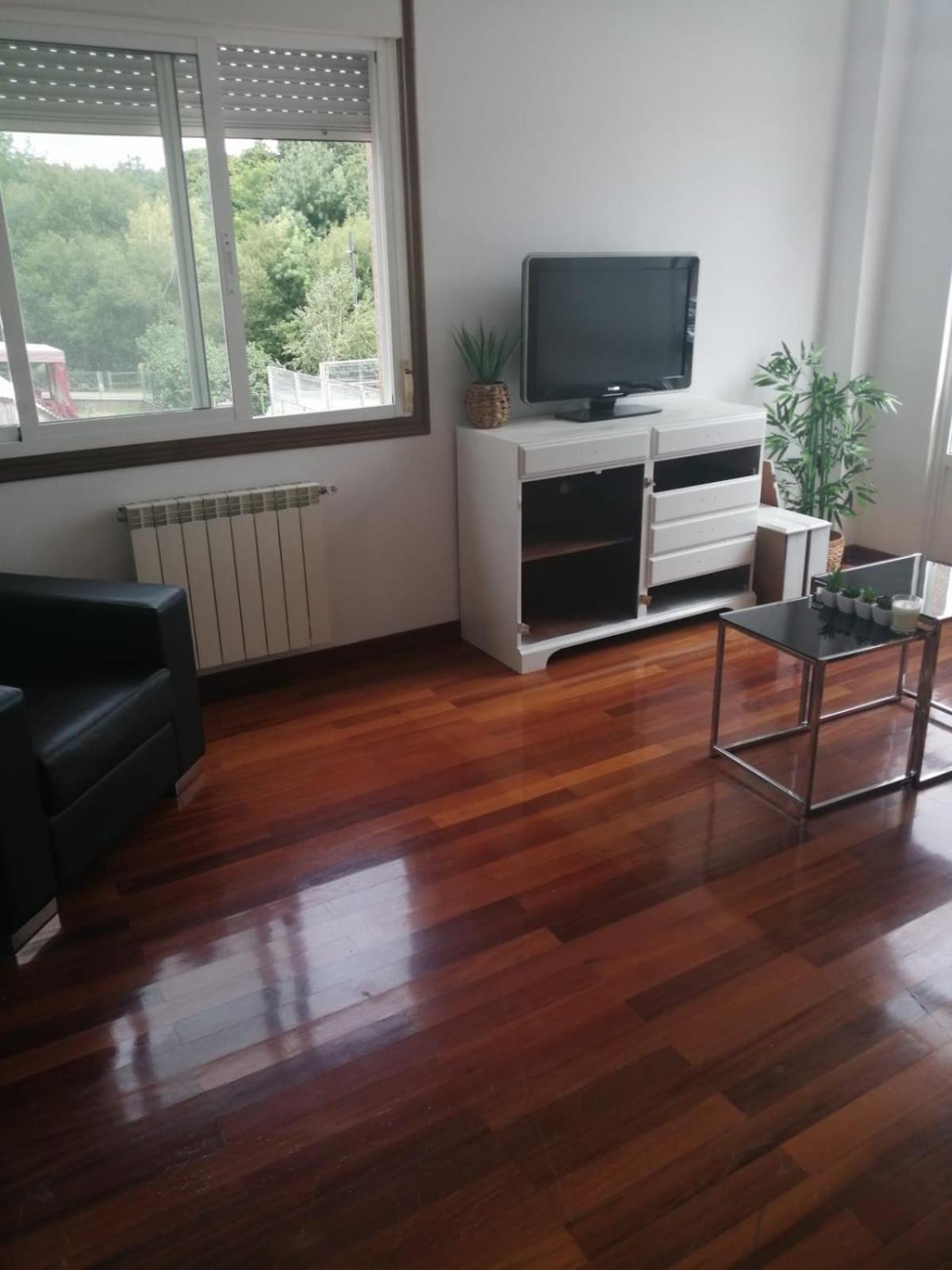 One-Bedroom Apartment photo 3