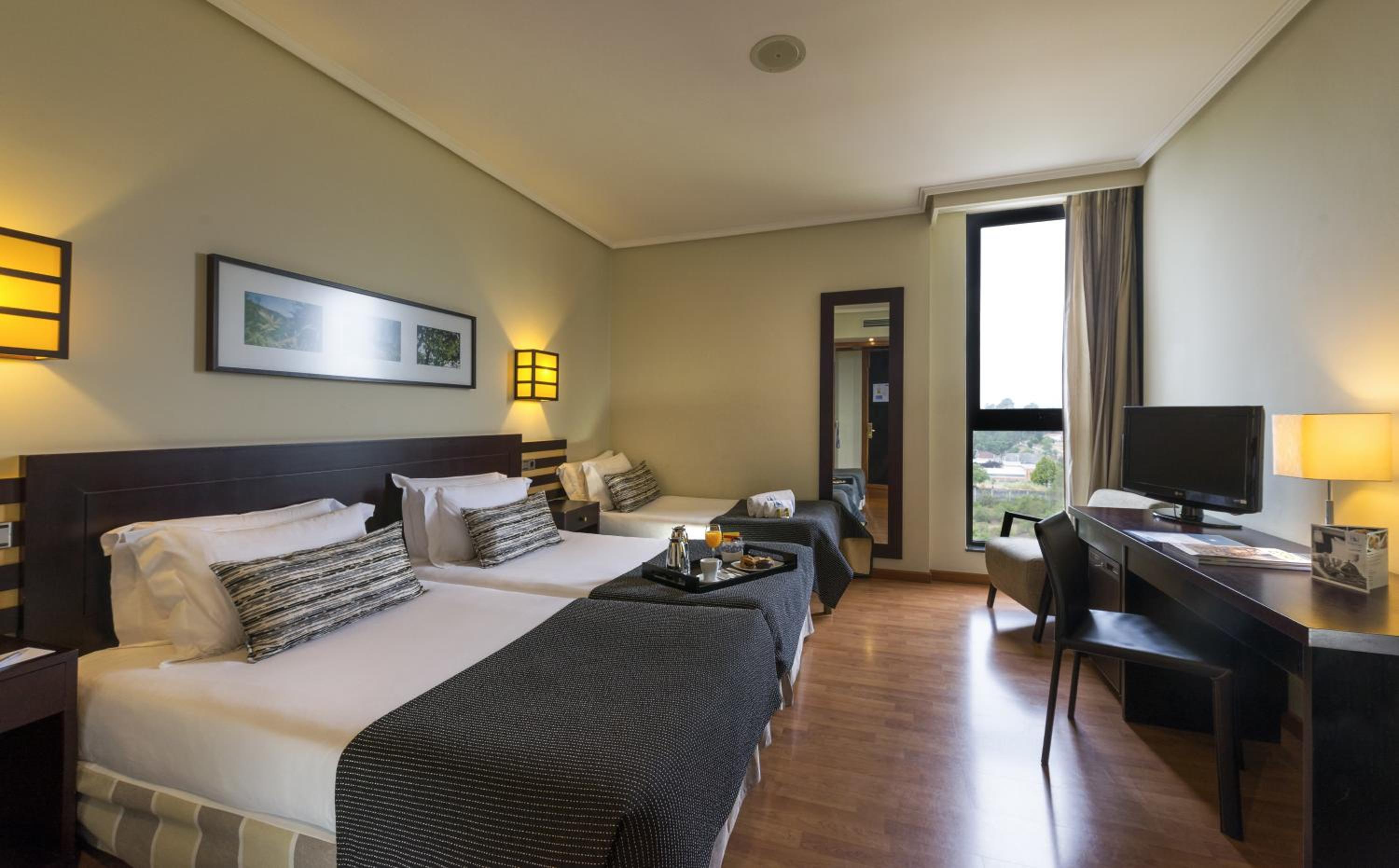 Double Room with Extra Bed photo 2