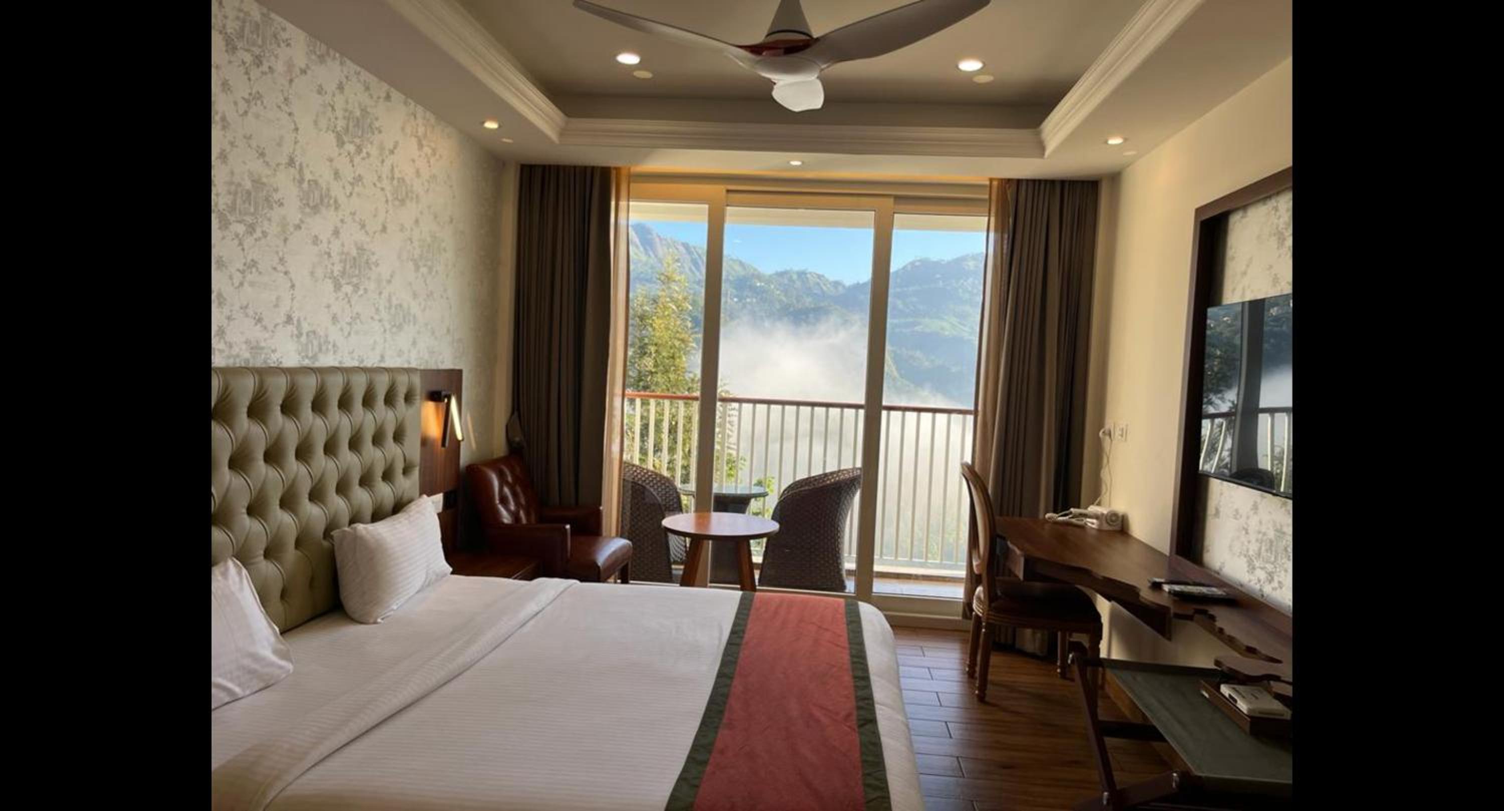 Deluxe Double Room - Photo 2