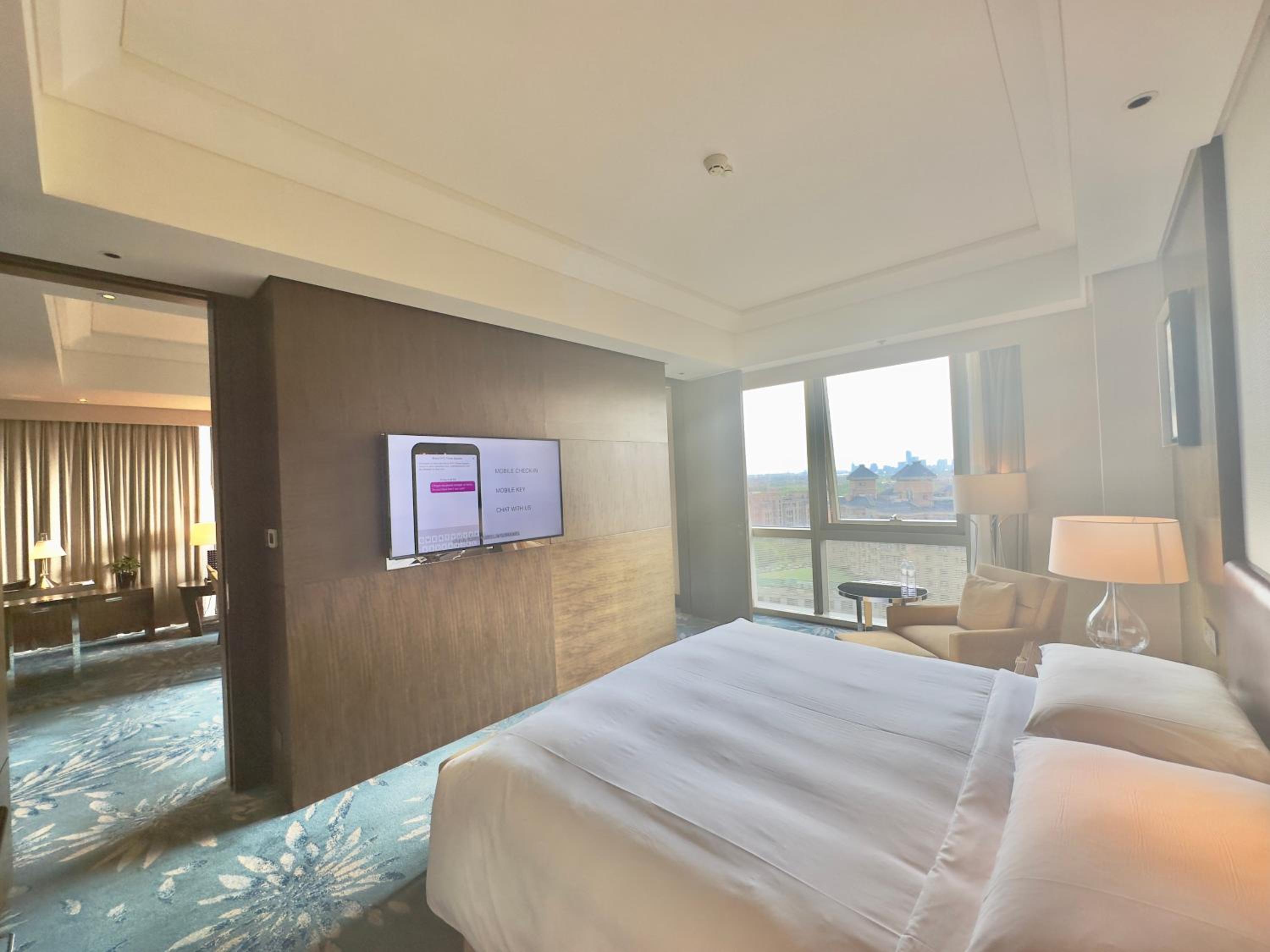Suite, Executive lounge access, Executive Suite, 1 King photo 3