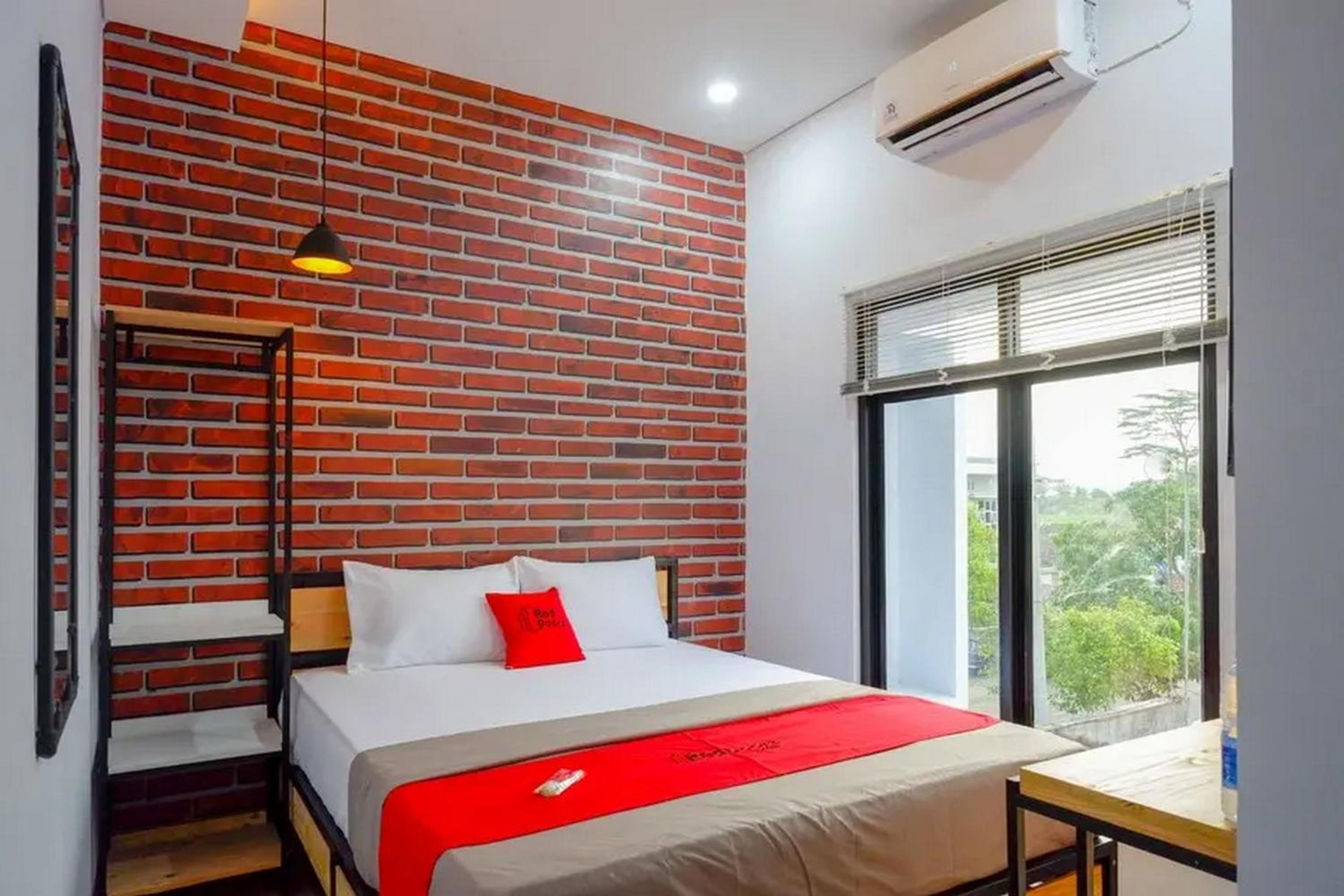 Double Room - Photo 1