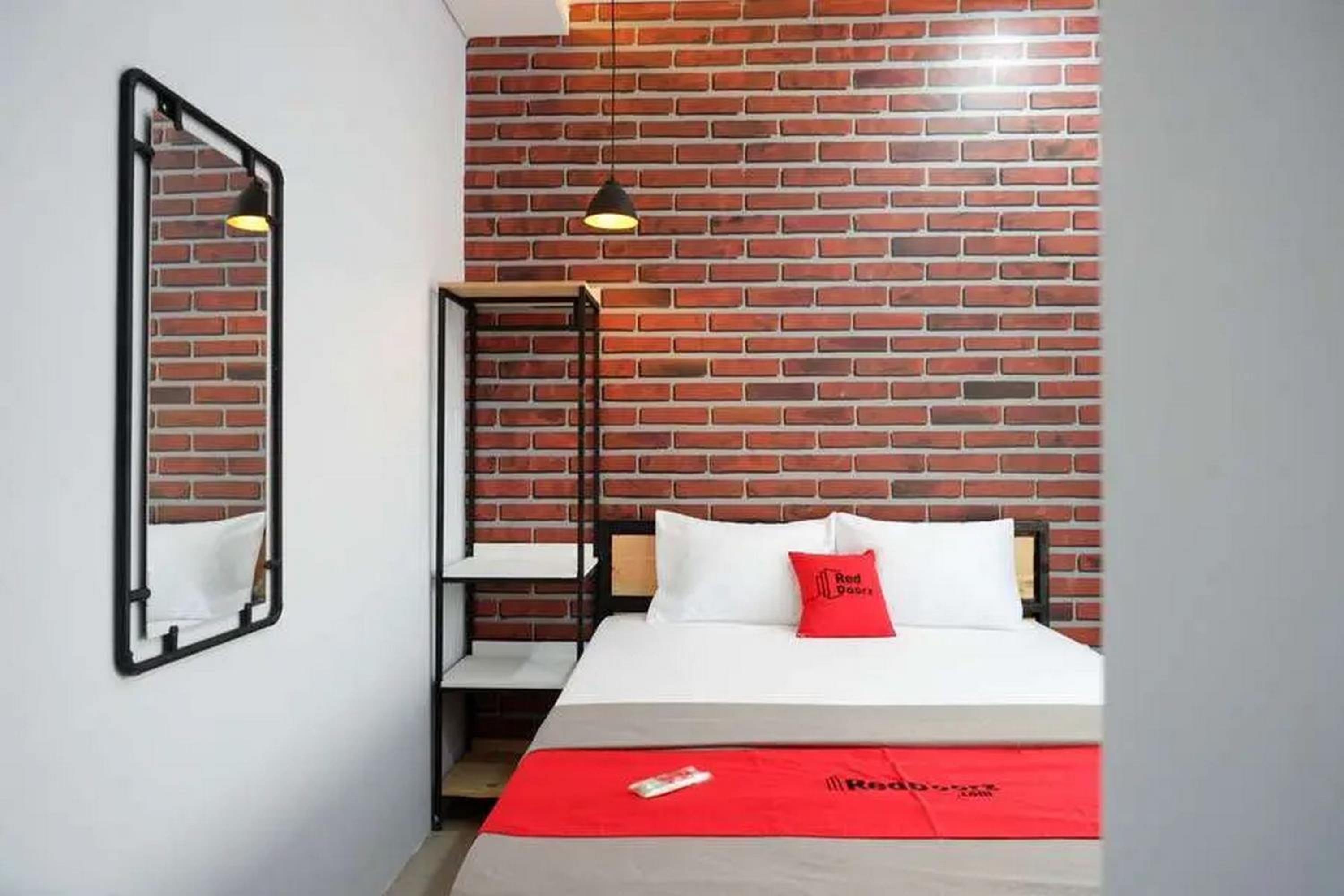 Double Room - Photo 4