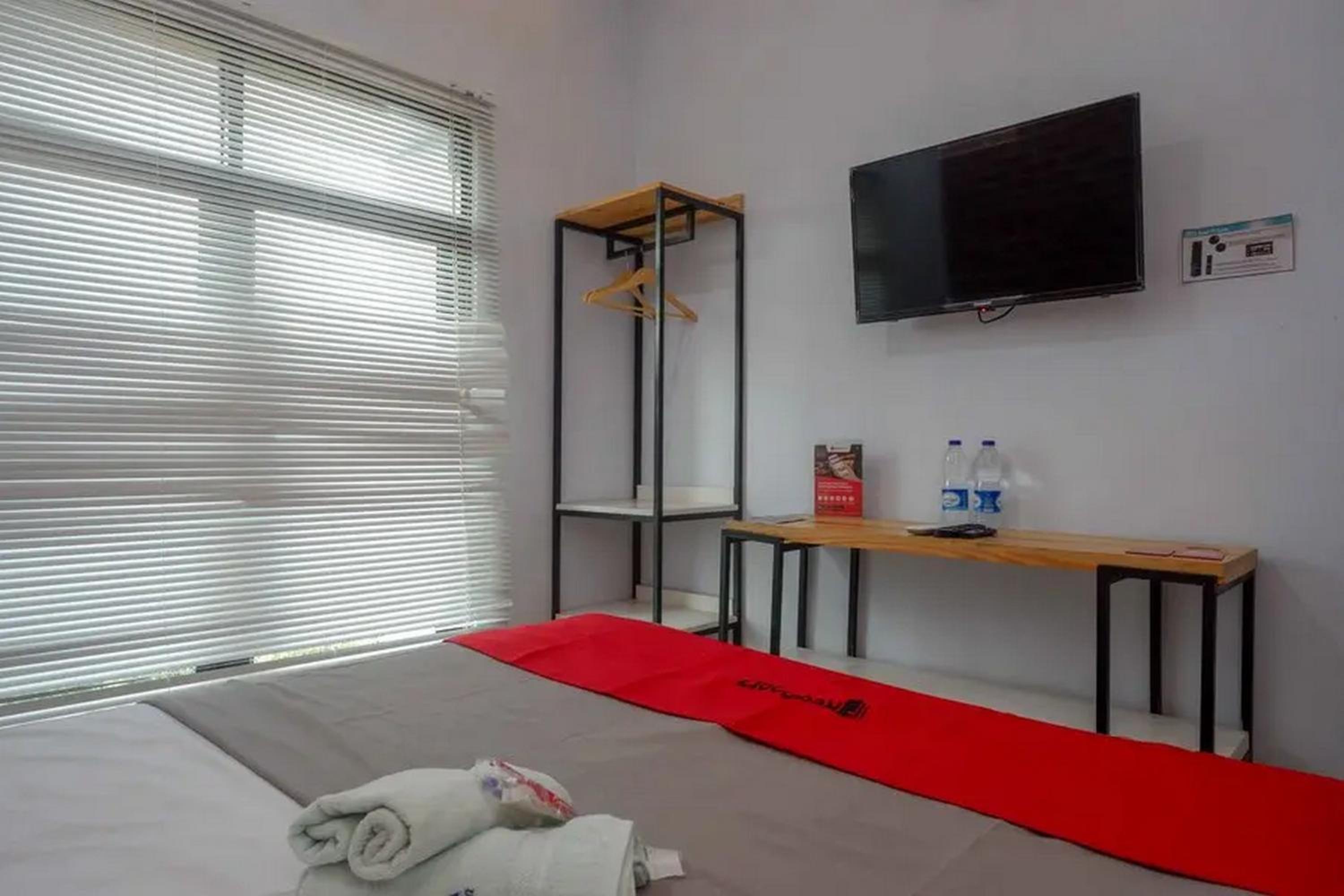 Double Room - Photo 11