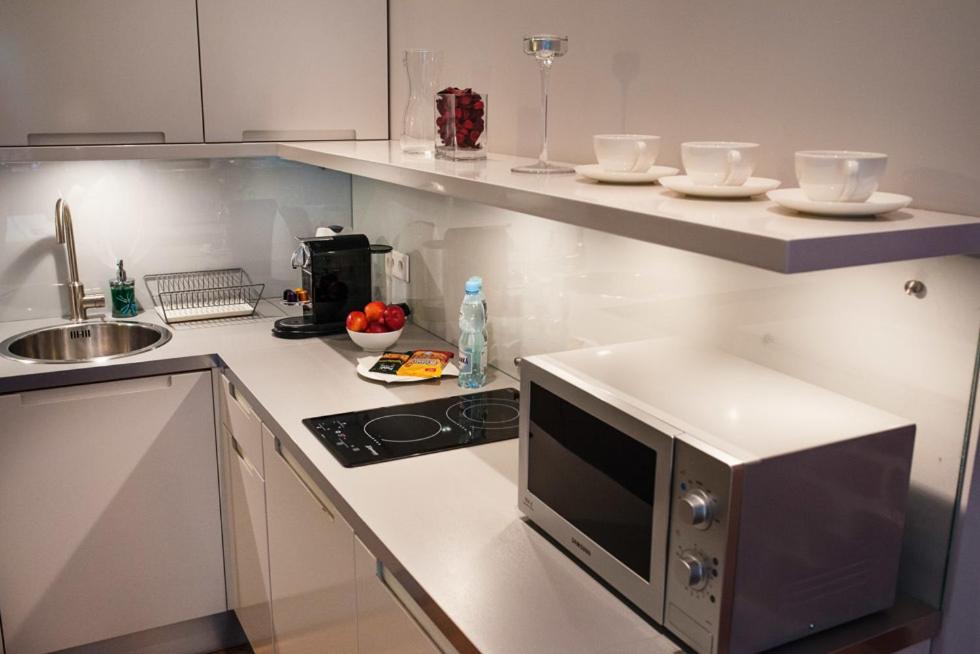 Studio Apartment - Photo 12