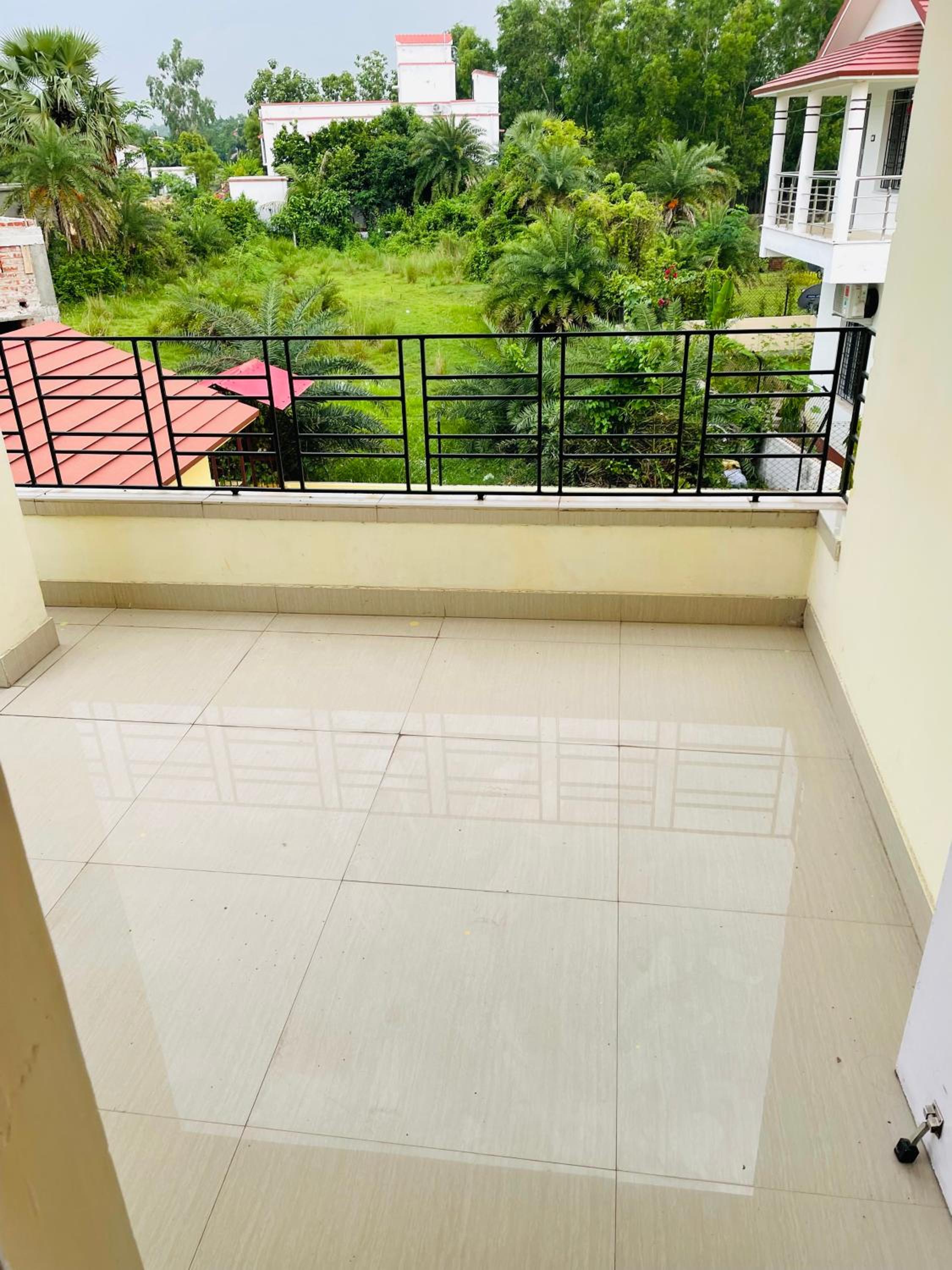 Apartment with Garden View photo 3