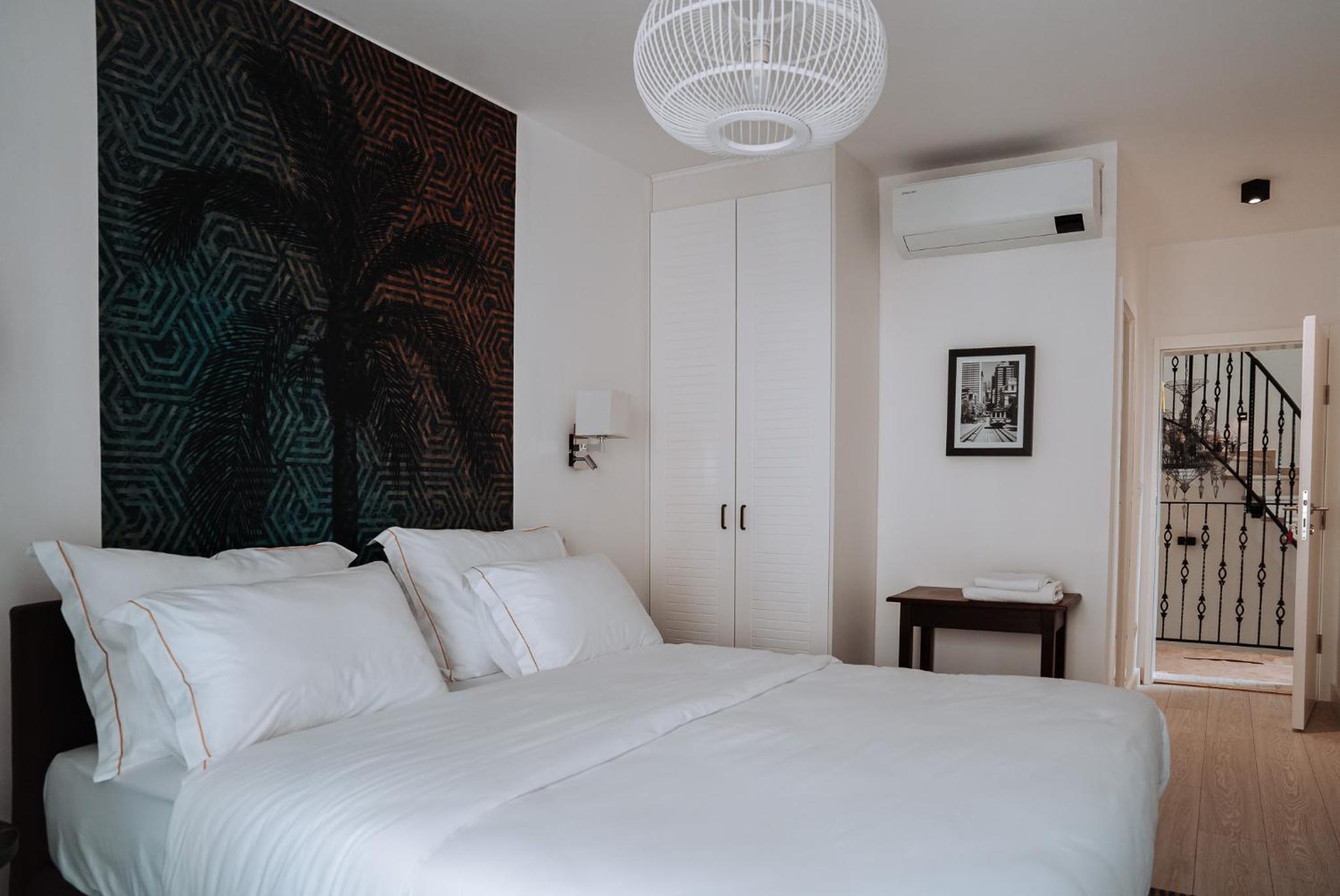 Deluxe Double Room with Balcony - Photo 1