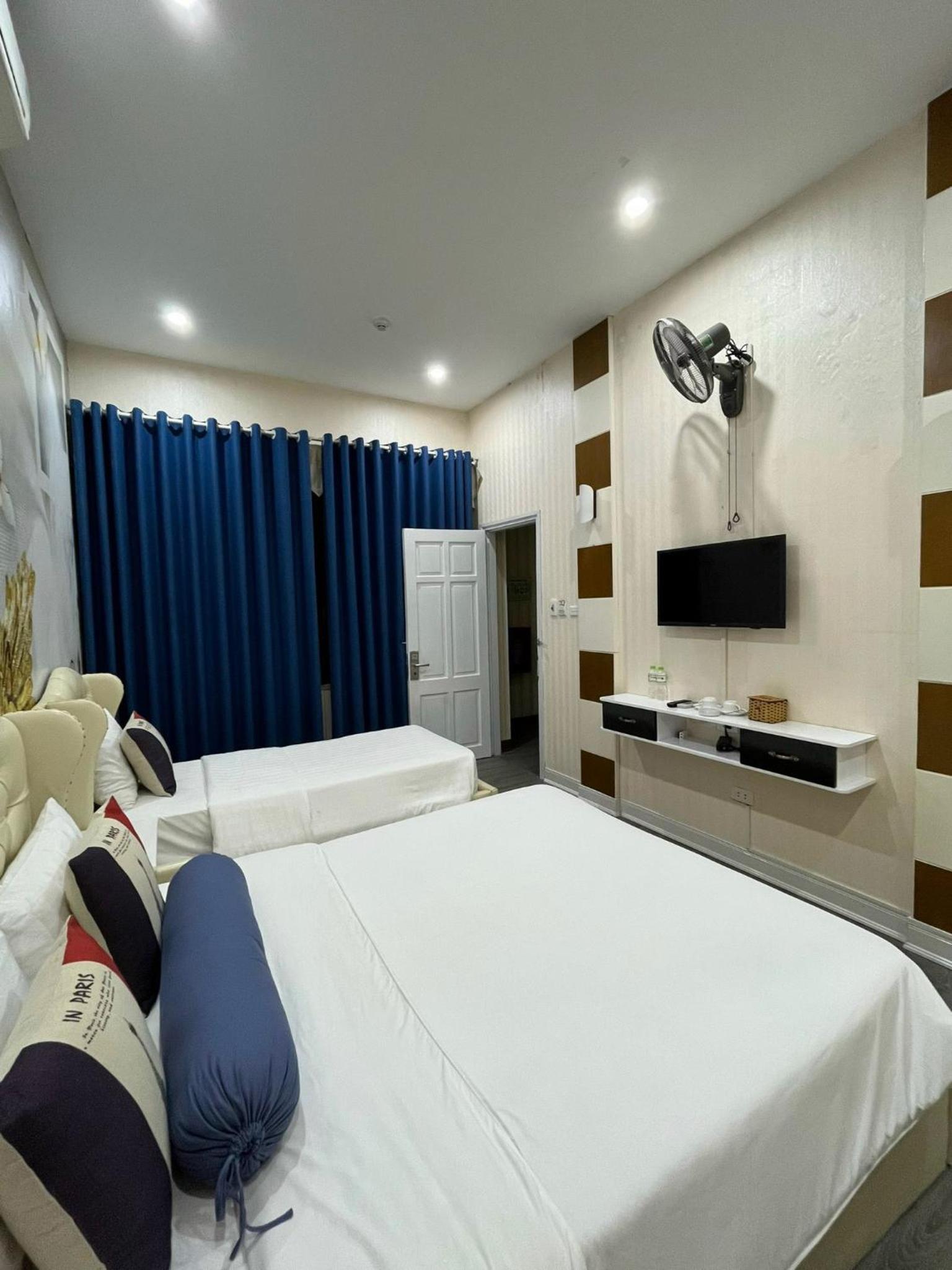 Superior Family Room