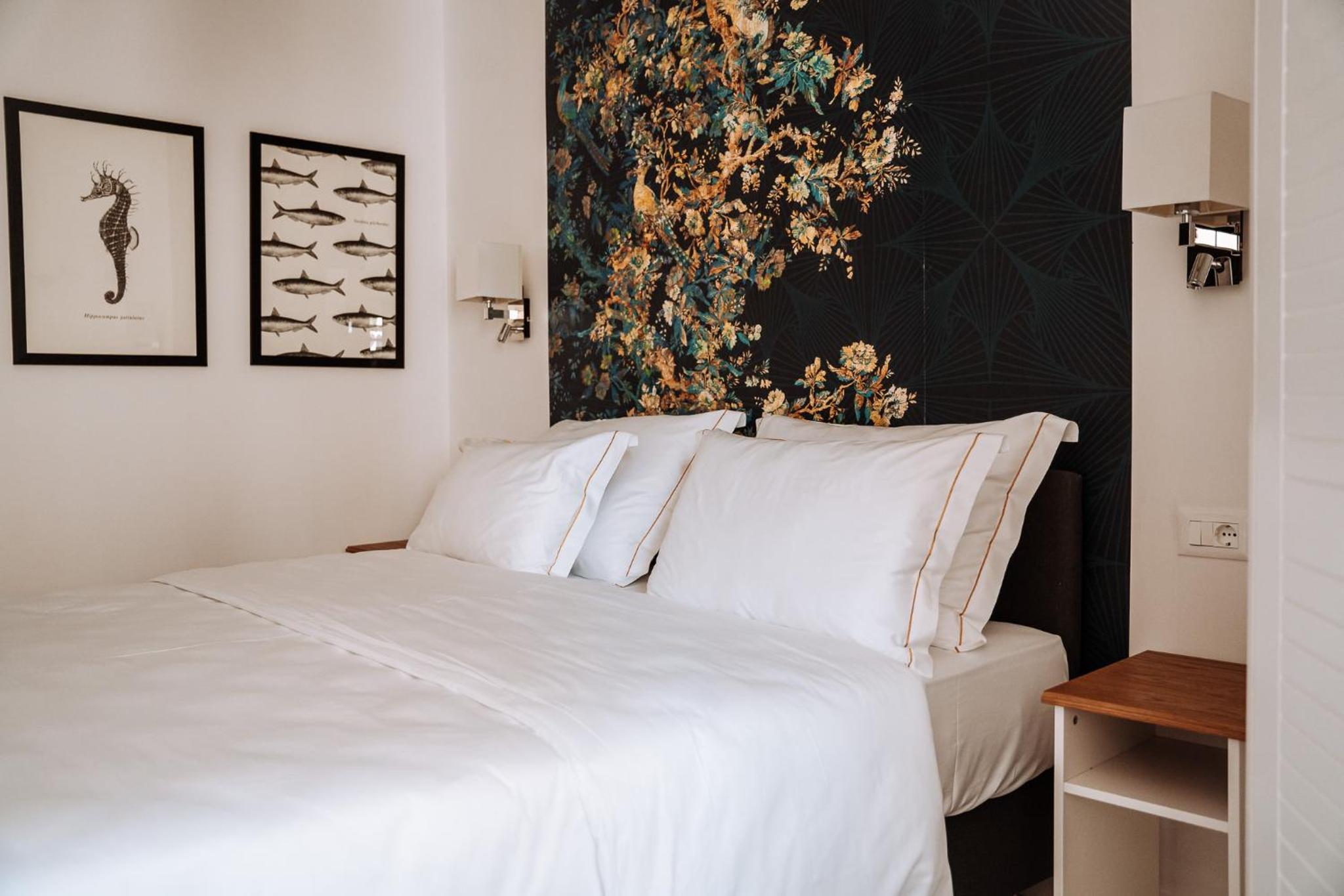 Double Room - Photo 4