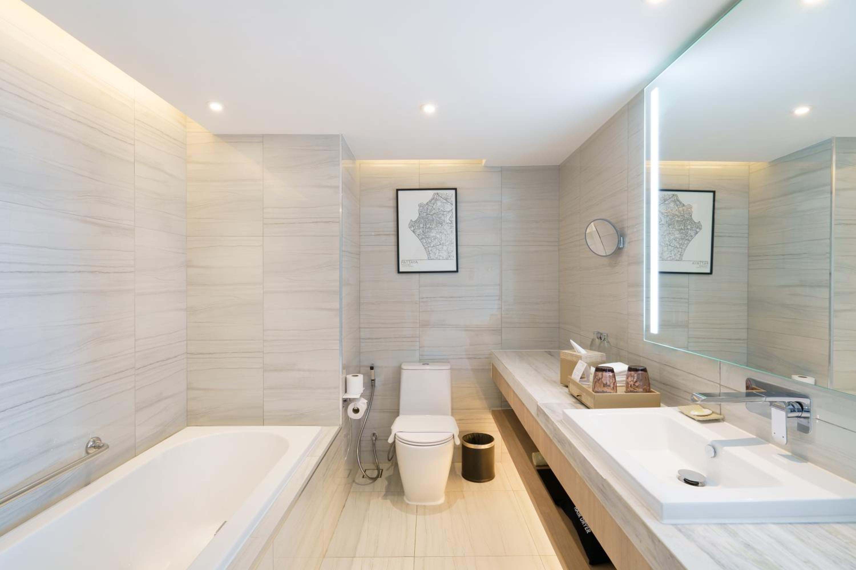 Executive King Suite with City View