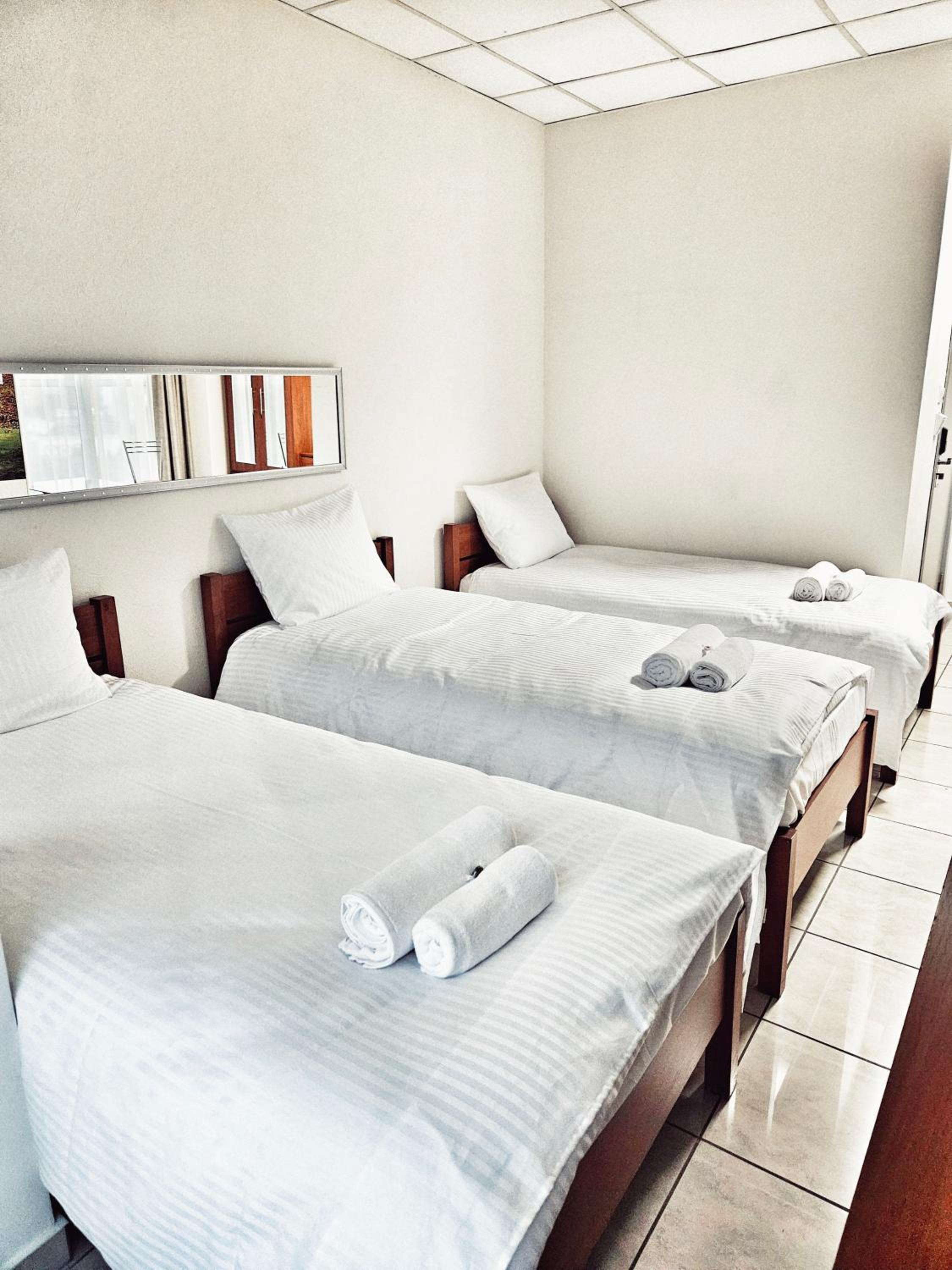 Triple Room photo 2