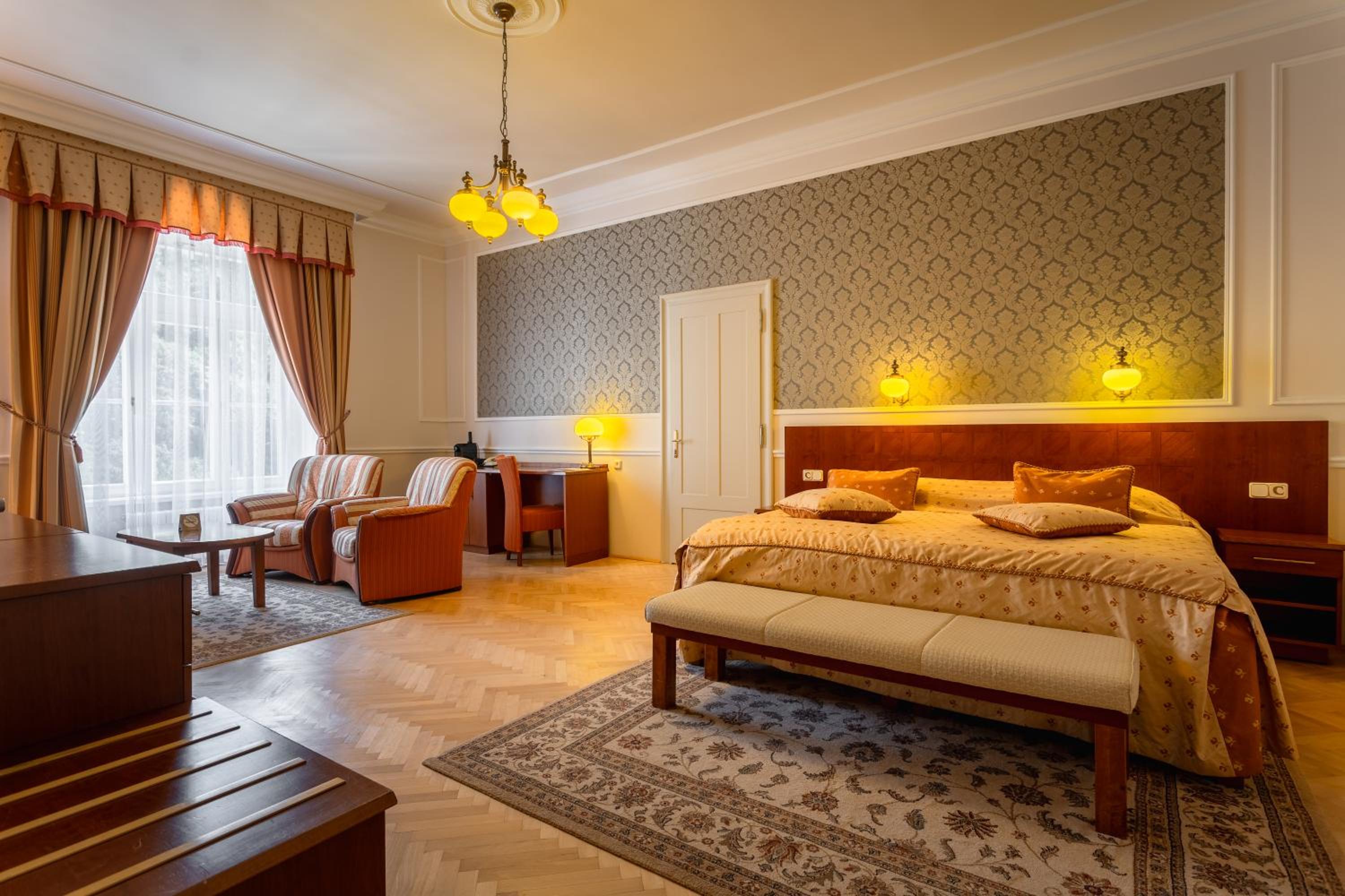Double Room Superior Plus - Photo 1